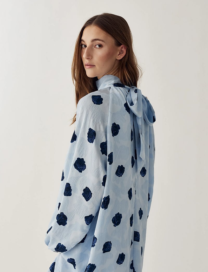 Noella - N-Lorenia Dress - trumpos suknelės - delice blue print - 3