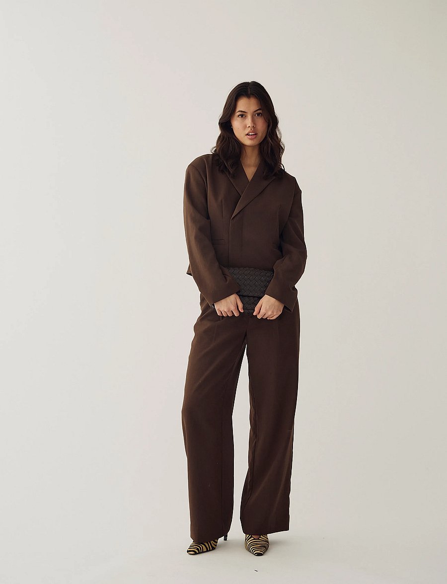 Noella - N-Marilda Blazer - korte blazere - chocolate - 5