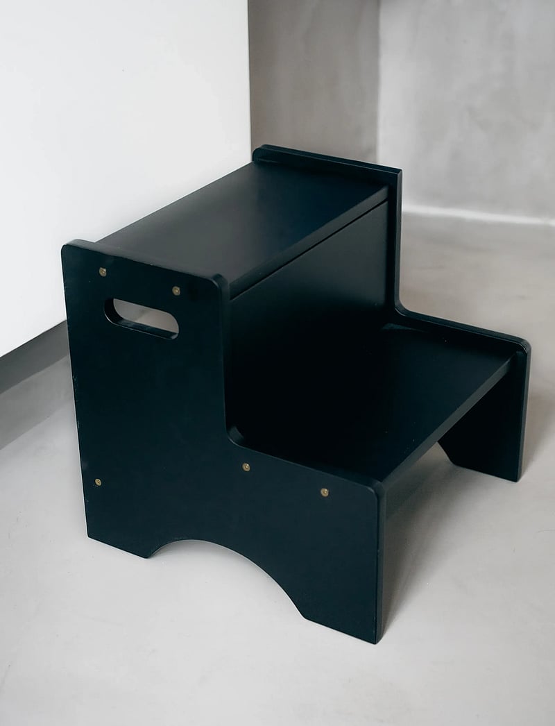 Nofred - Childrens stepstool - astmepink - black - 2