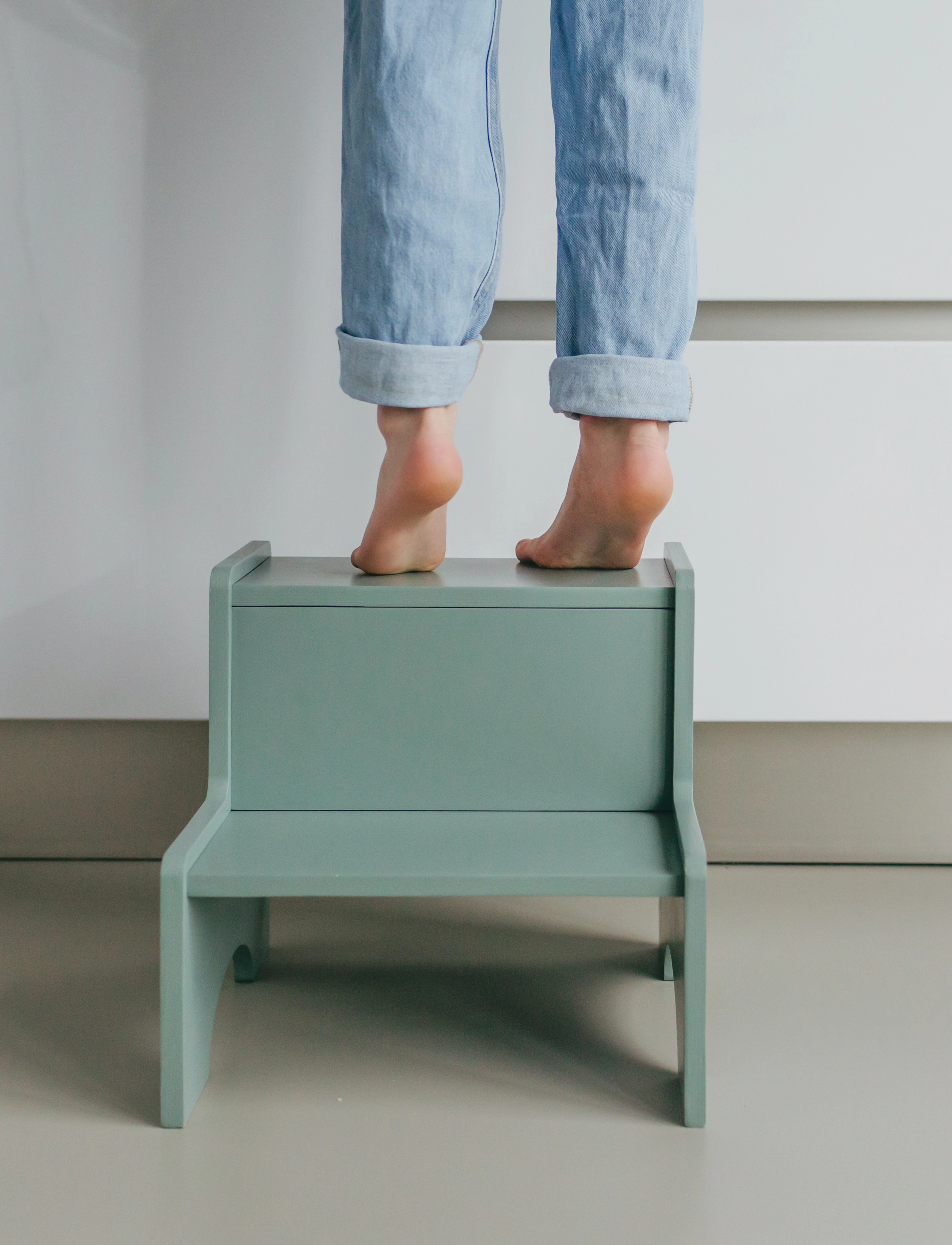Nofred - Childrens stepstool - tritthocker - olive green - 2