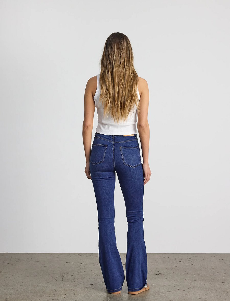 NOISY MAY - NMSALLIE HW SK FLARED VI021MB NOOS - utsvängda jeans - medium blue denim - 0