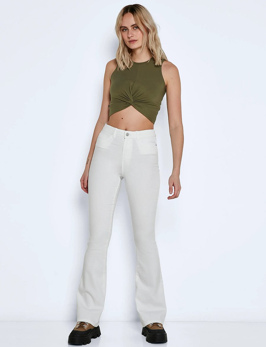 NOISY MAY - NMSALLIE HW FLARE JEANS VI163BW S* - schlaghosen - bright white - 3