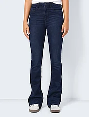NOISY MAY - NMSALLIE HW FLARE JEAN VI241DB FWD NOOS - uitlopende jeans - dark blue denim - 2