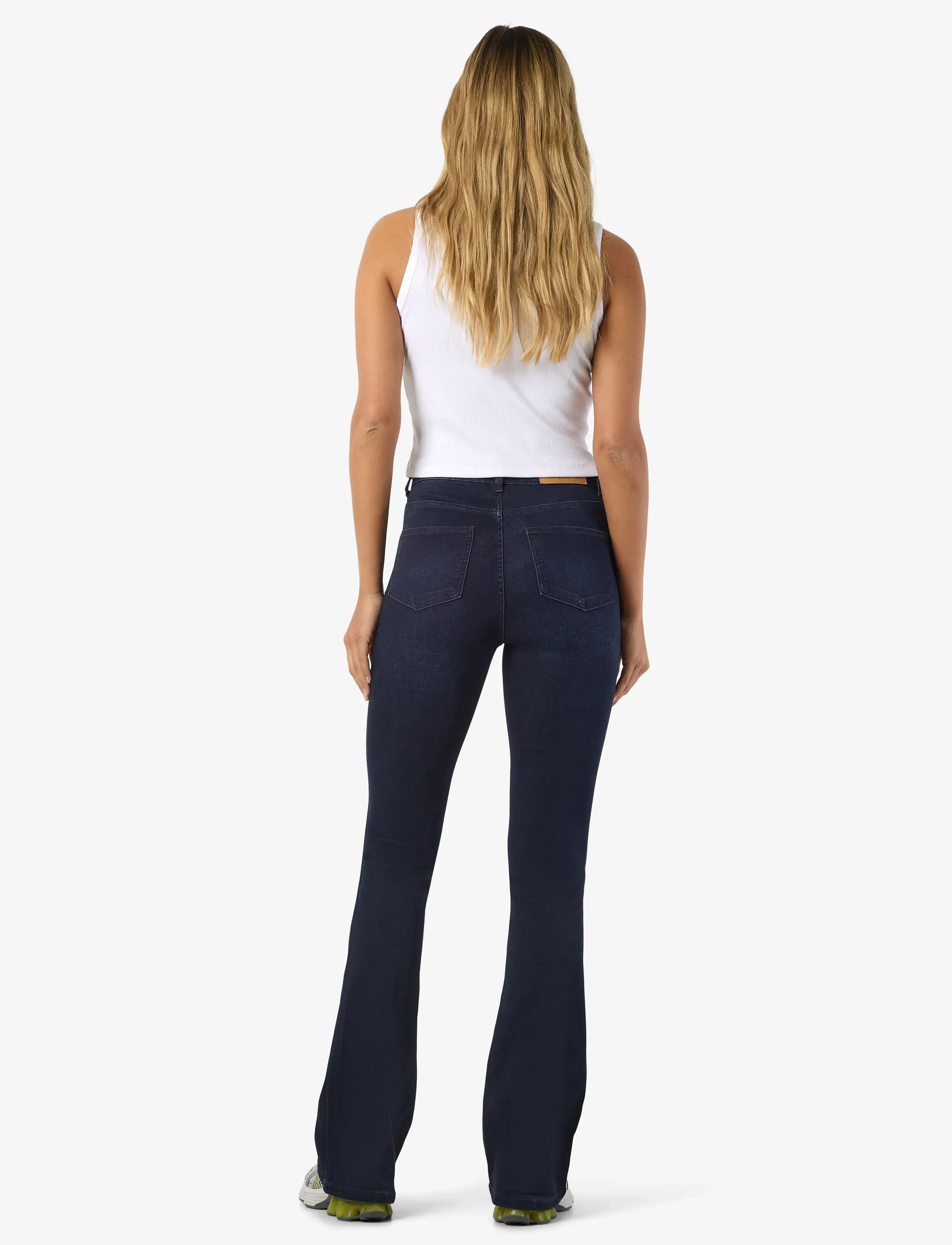 NOISY MAY - NMSALLIE HW SK FLARED VI241DB NOOS - schlaghosen - dark blue denim - 4