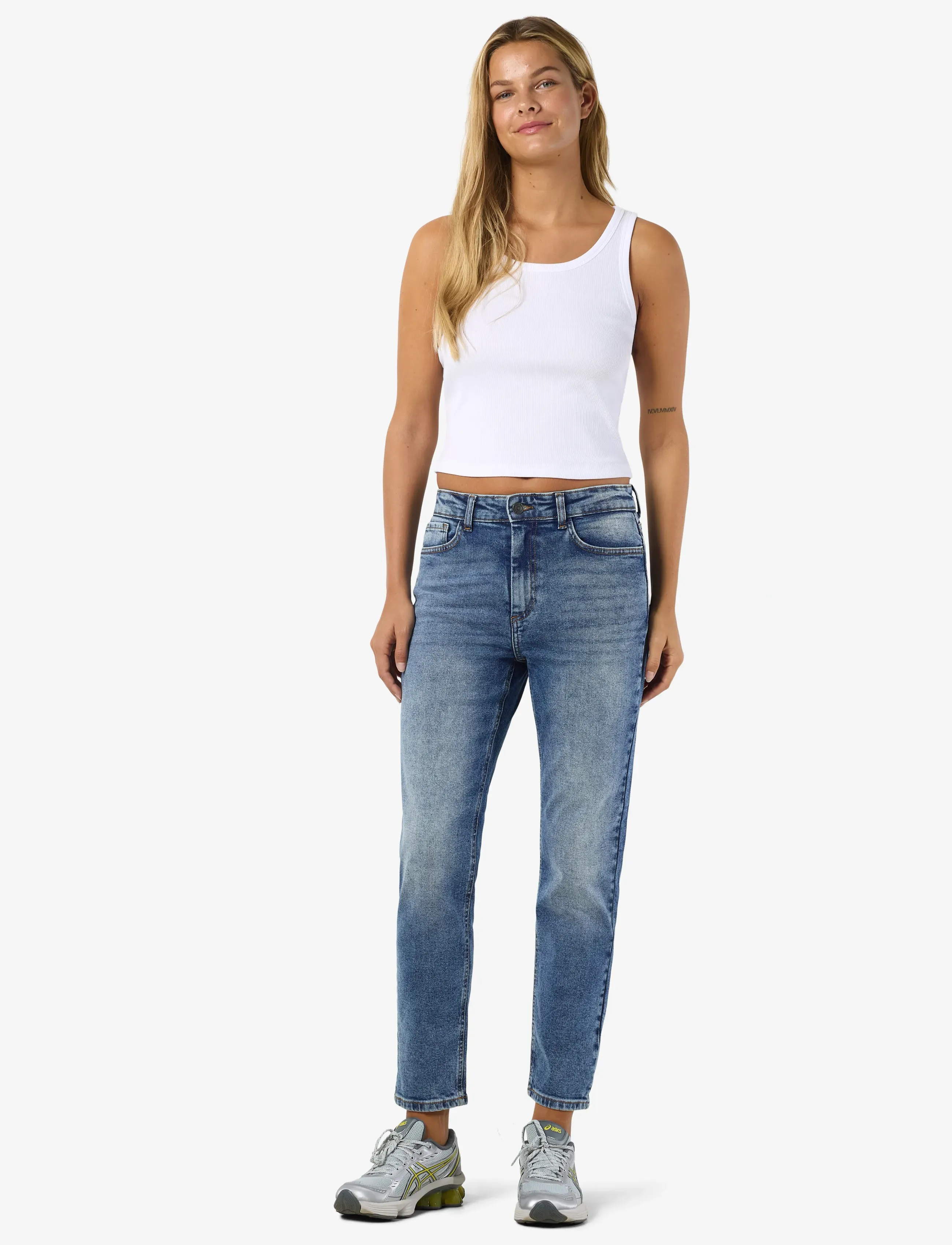 NOISY MAY - NMMONI HW STRAGHT ANK JEANS AZ221DB NOOS - straight jeans - dark blue denim - 3