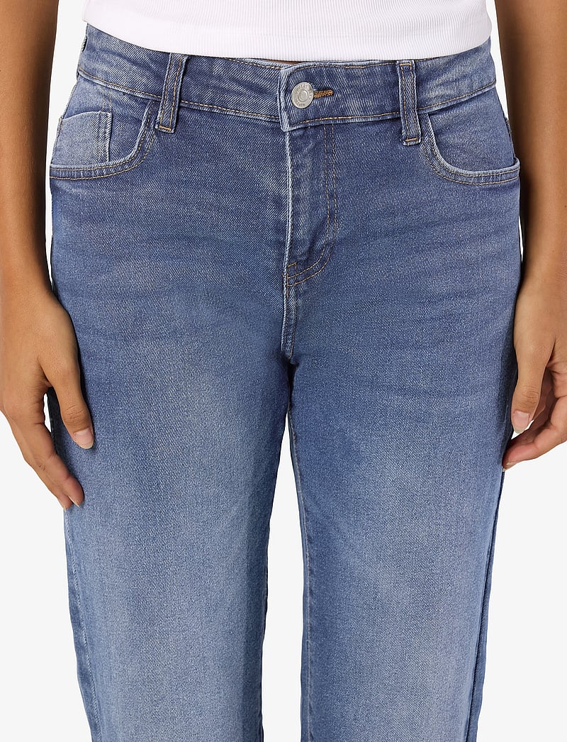 NOISY MAY - NMYOLANDA NW WIDE JEANS AZ308MB FWD NOOS - brede jeans - medium blue denim - 5