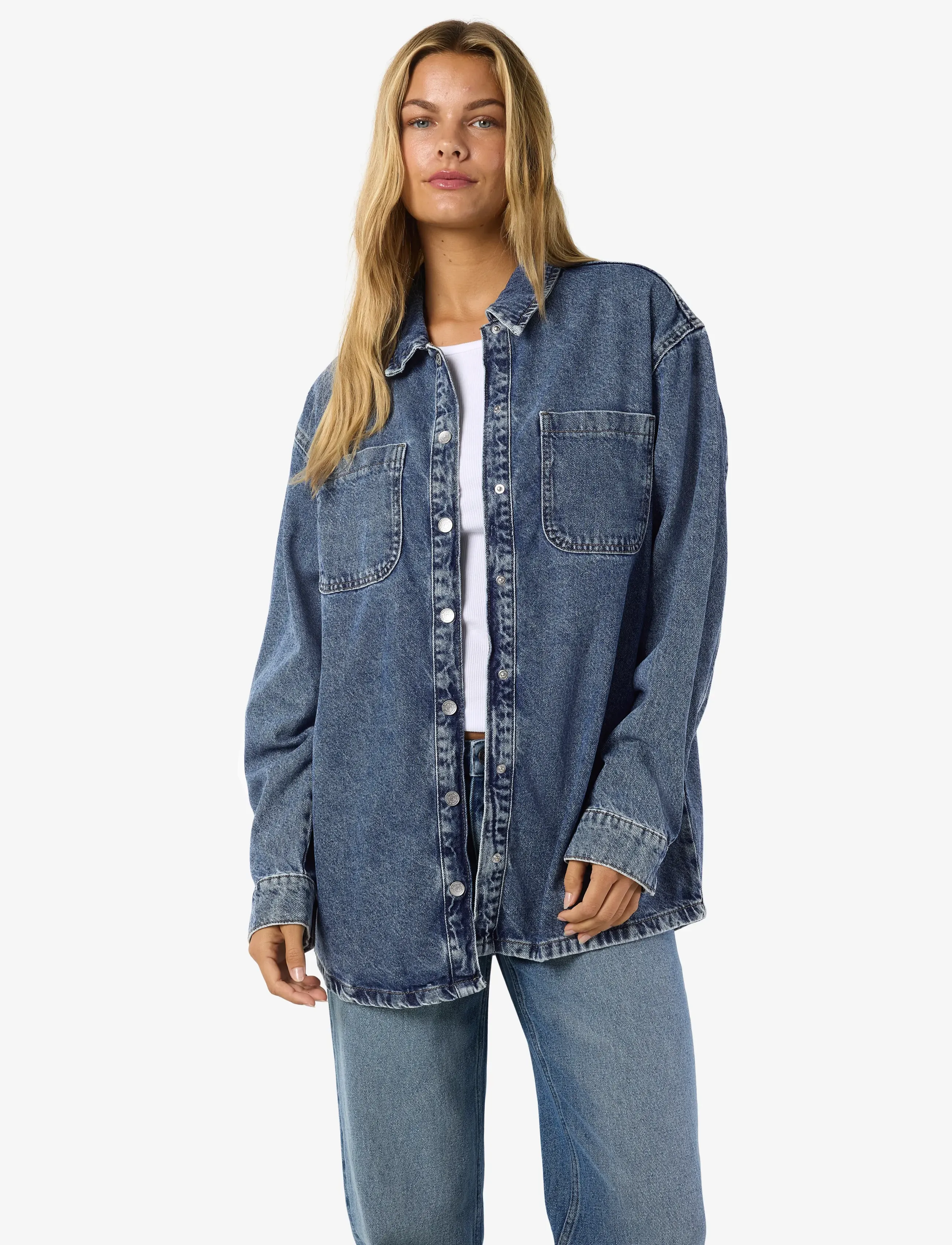 NOISY MAY - NMALVA L/S DENIM SHACKET AZ351MB NOOS - džinsiniai marškiniai - medium blue denim - 4