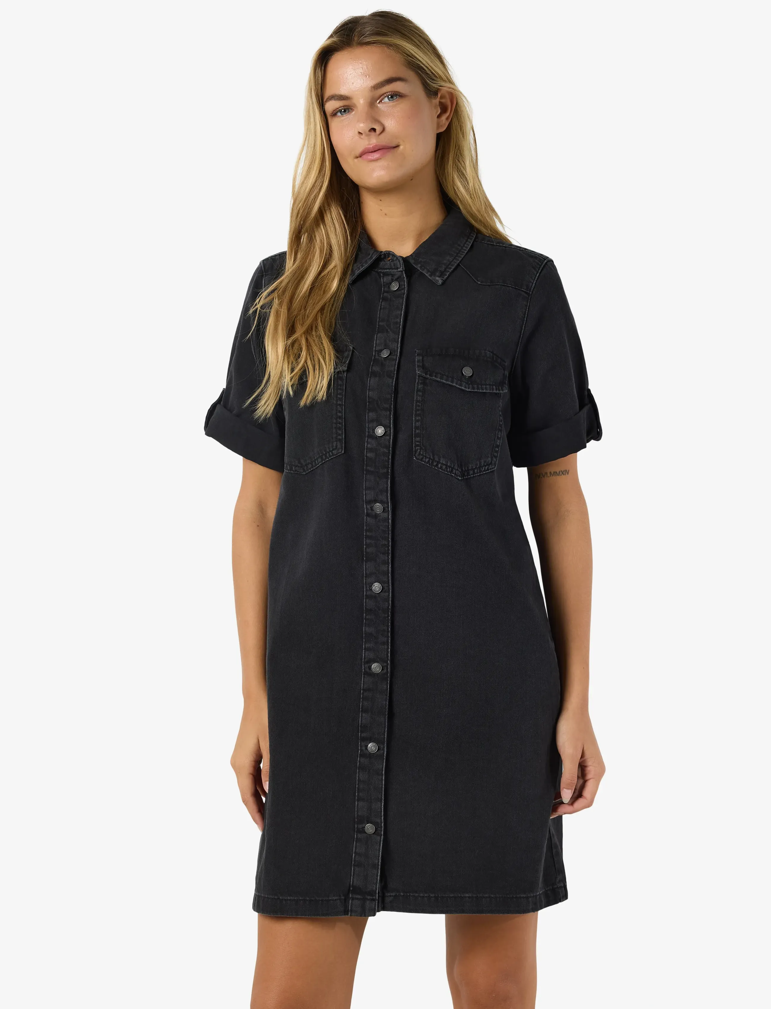 NOISY MAY - NMNEW SIGNE S/S DENIM DRESS VI001BL NOOS - jeanskleider - black - 5