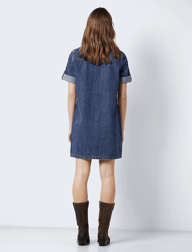 NOISY MAY - NMNEW SIGNE S/S DENIM DRESS VI002MB NOOS - skjortekjoler - medium blue denim - 5