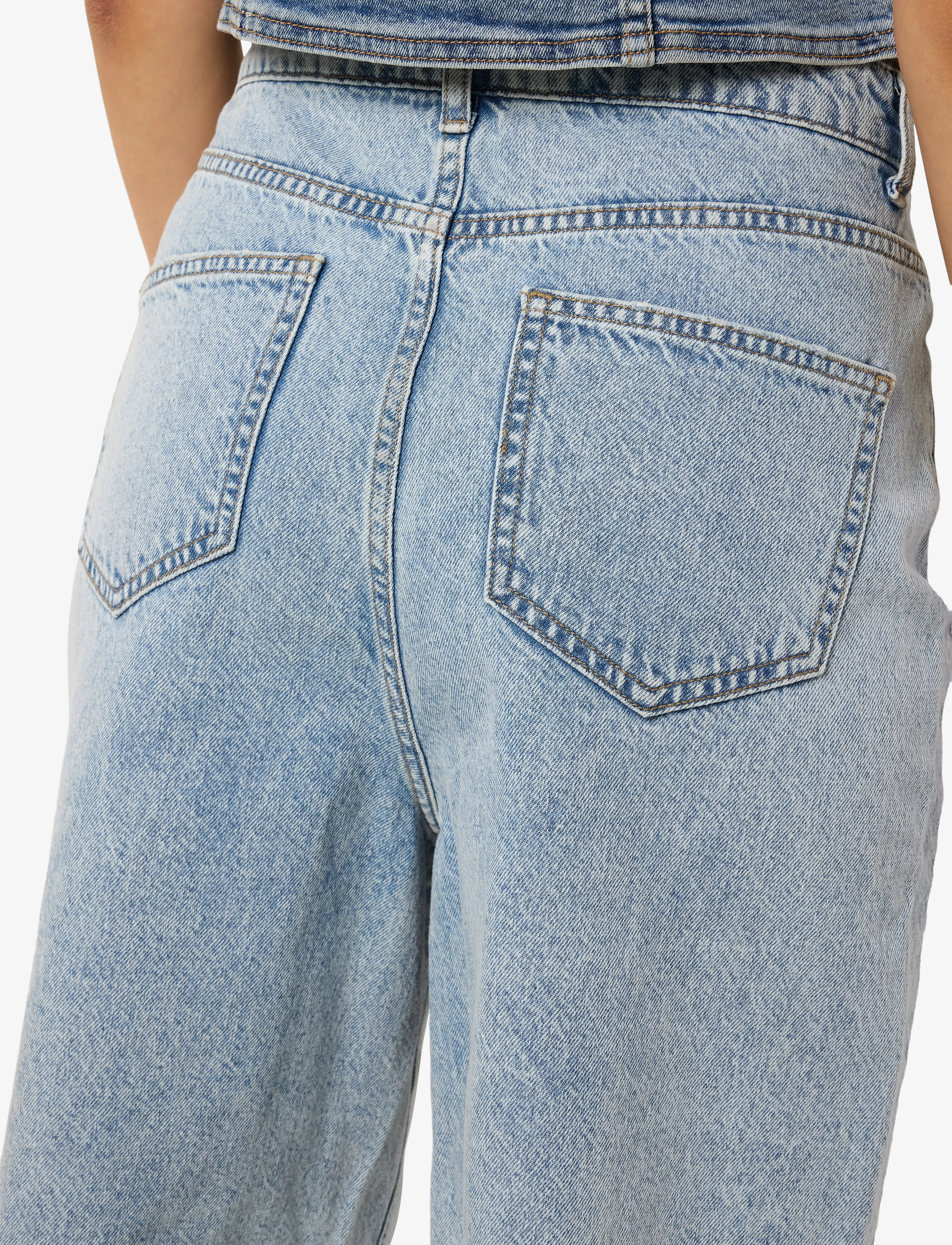NOISY MAY - NMJYTTE NW STRAIGHT SHORTS AZ385LB FWD - denim shorts - light blue denim - 5