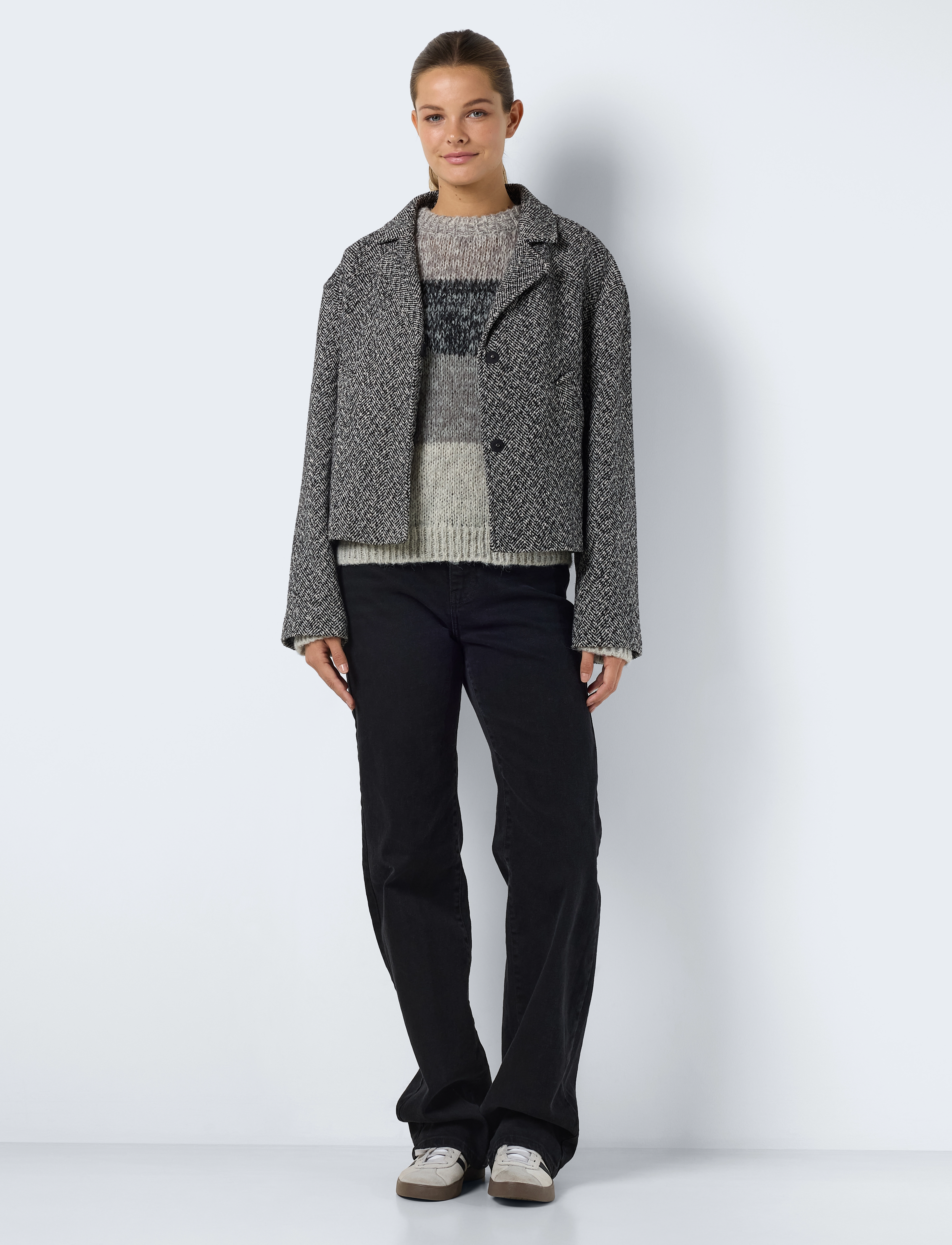 NOISY MAY - NMDALICIA L/S SHORT JACKET - Üleriided - black - 3