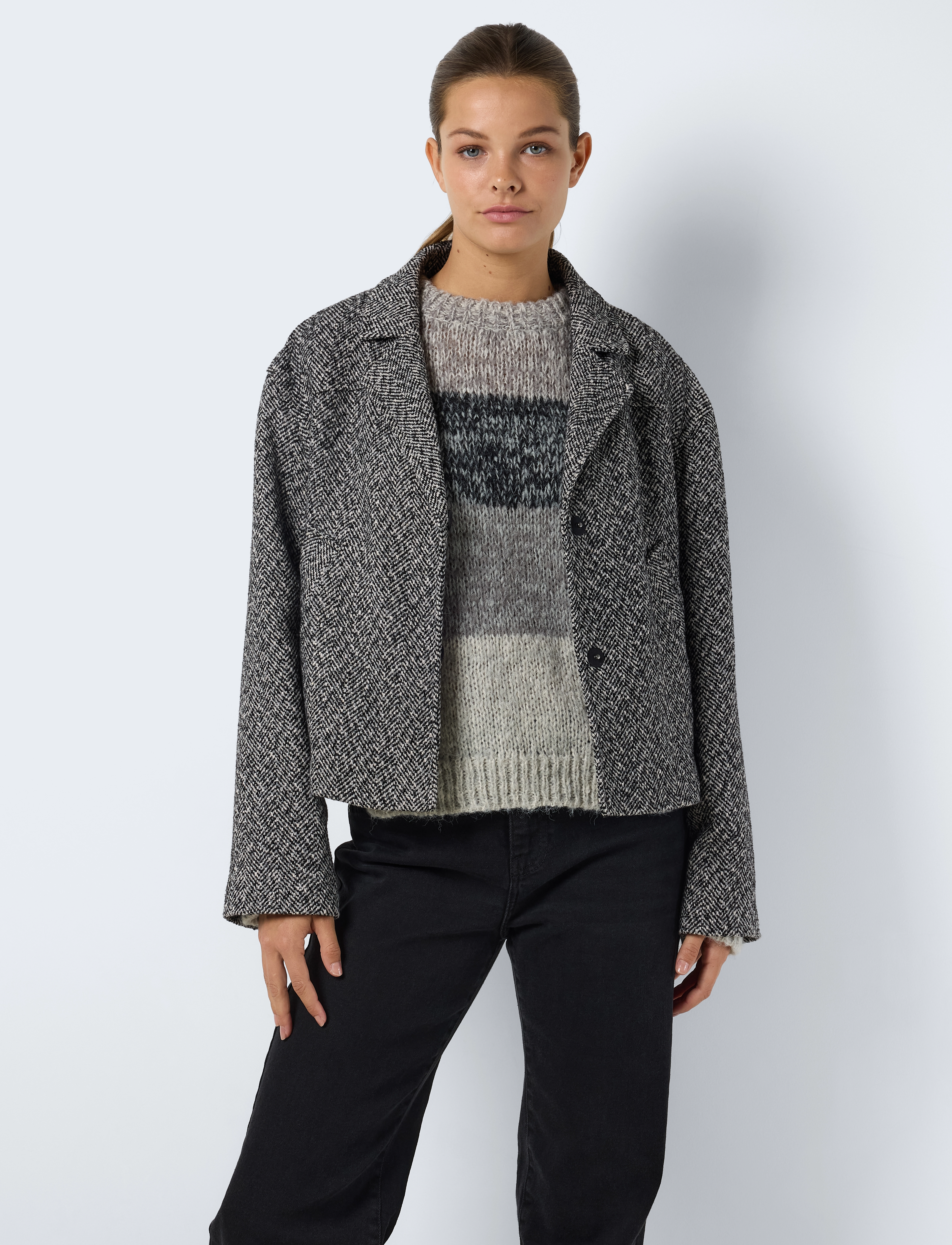 NOISY MAY - NMDALICIA L/S SHORT JACKET - Üleriided - black - 4