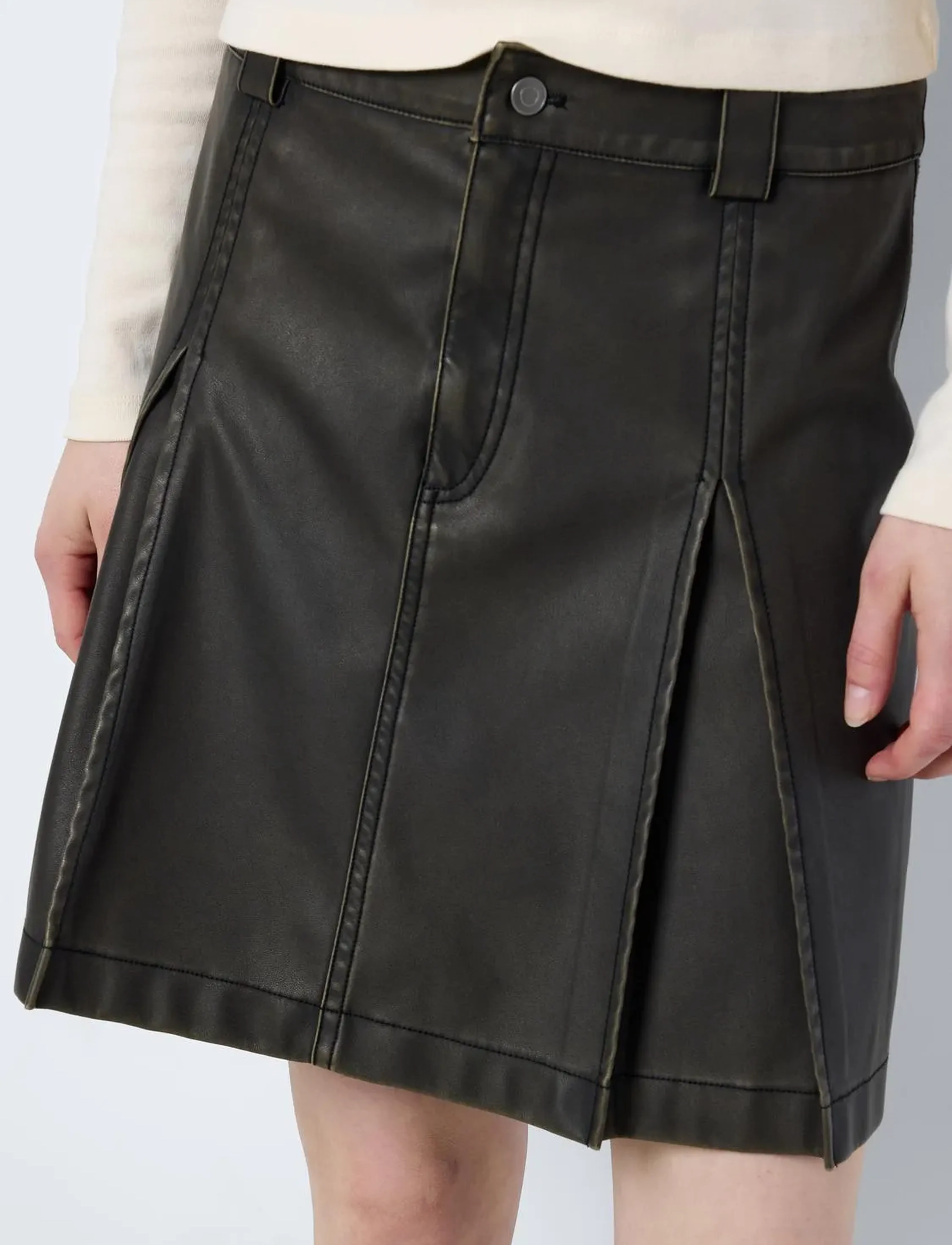 NOISY MAY - NMDOROTHY NW PU WASHED SKIRT - kurze röcke - green moss - 5