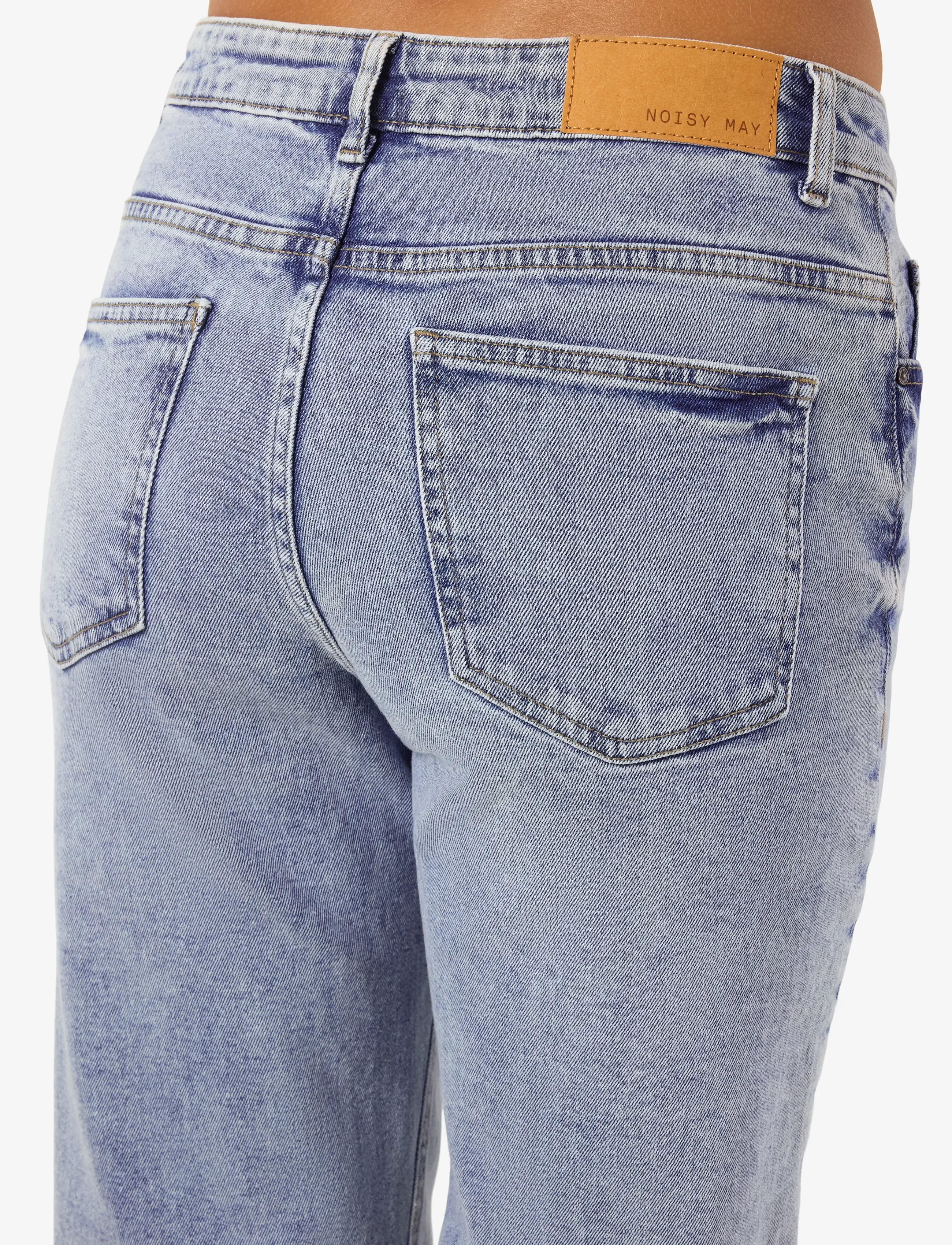 NOISY MAY - NMMONICA HW STRAIGHT JEAN AZ359LB NOOS - straight jeans - light blue denim - 4