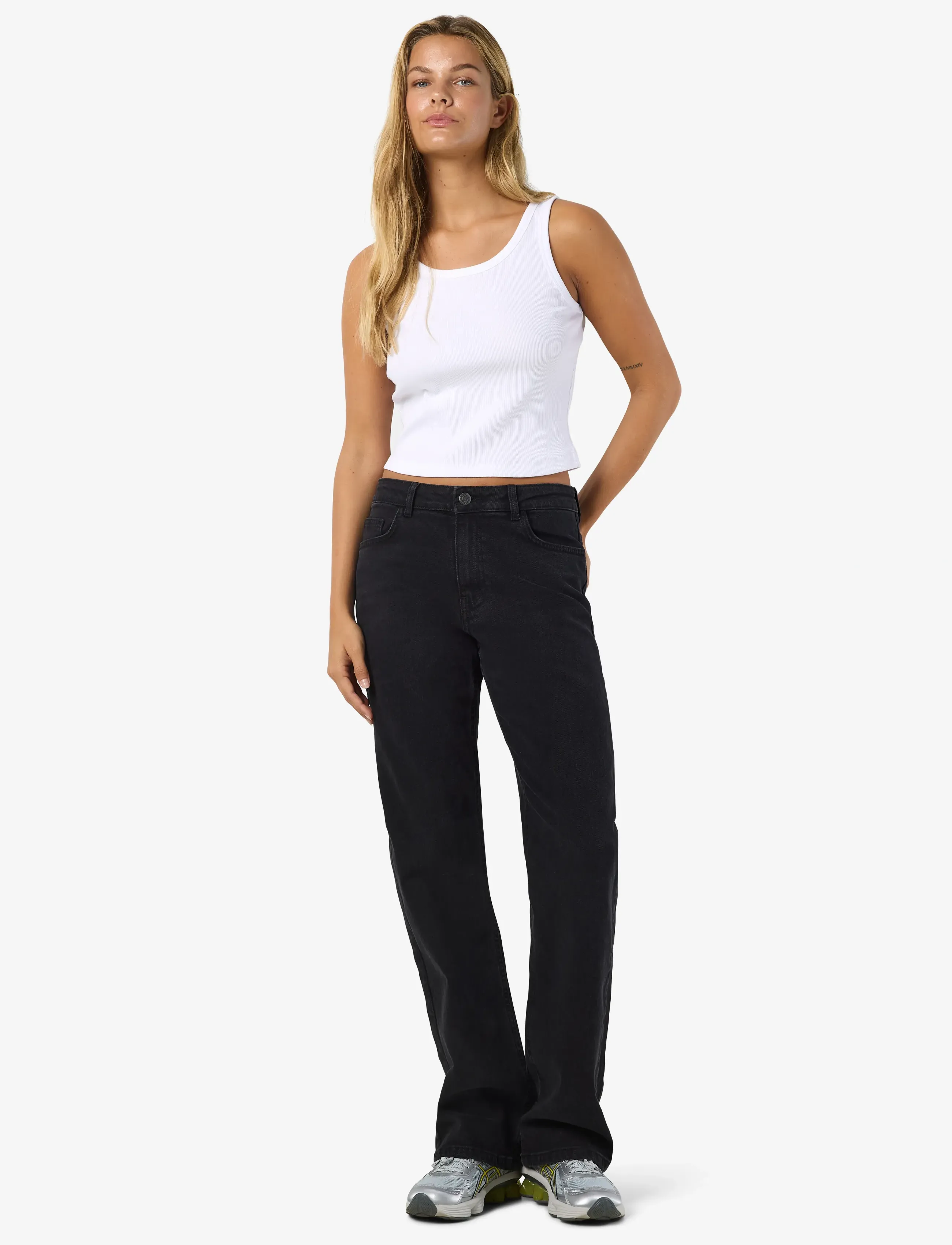NOISY MAY Nmmonica Hw Straight Jean Black Noos raka jeans dam – bild 5