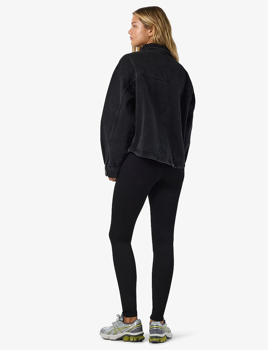 NOISY MAY - NMKETTIE L/S REG DNM JCKET VI559BL NOOS - forårsjakker - black denim - 4