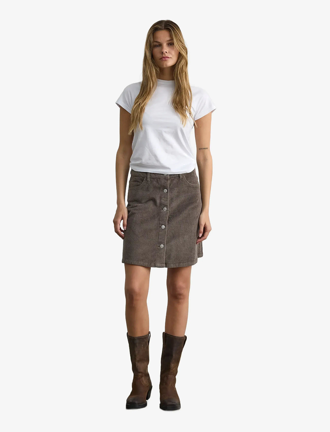 NOISY MAY - NMRONNIE NW A SHAPE SKIRT CORDUROY NOOS - korte rokken - morel - 4