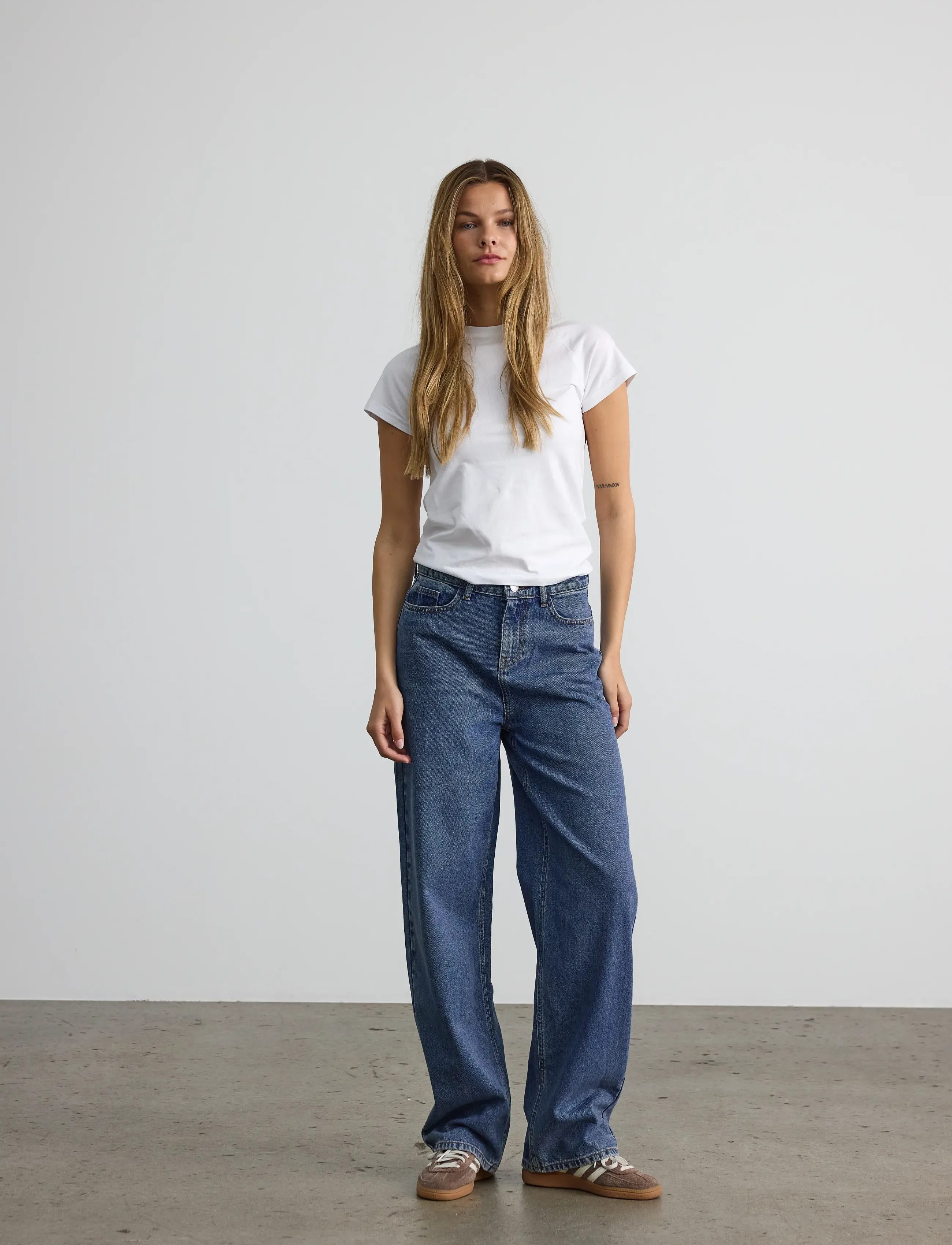 NOISY MAY NMALEXA MW LOOSE JEANS FO055MB NOOS - Kläder - MEDIUM BLUE DENIM / blue