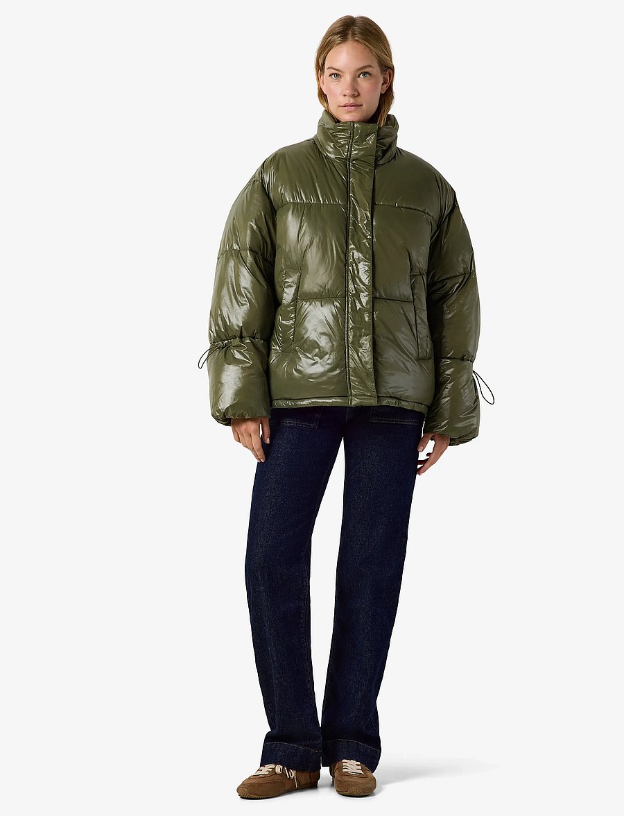 NOISY MAY - NMALLIE SHINY PUFFER NOOS - winterjacken - kalamata - 3