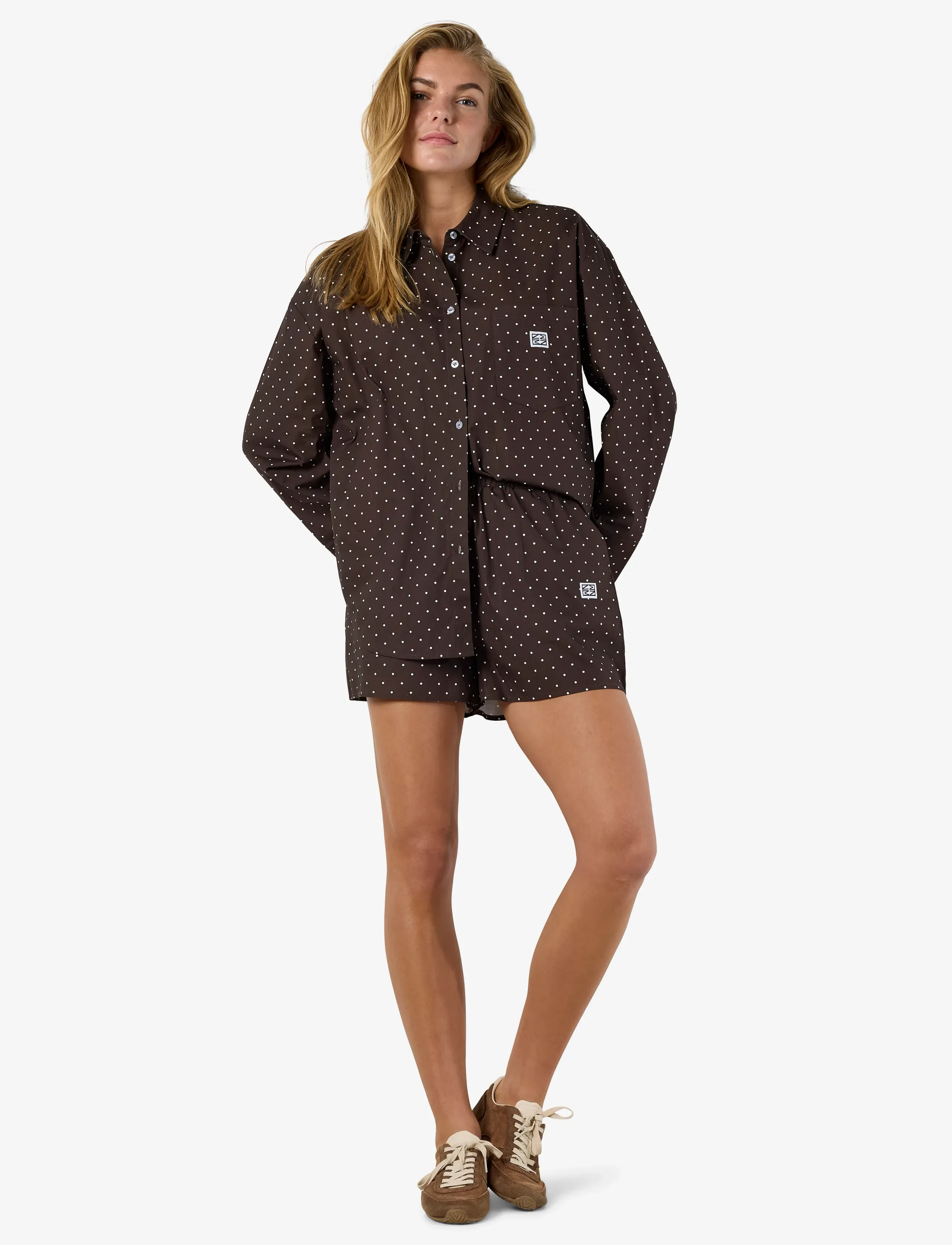 NOISY MAY - NMFRIDA SHORTS WVN S* - chocolate brown - 5