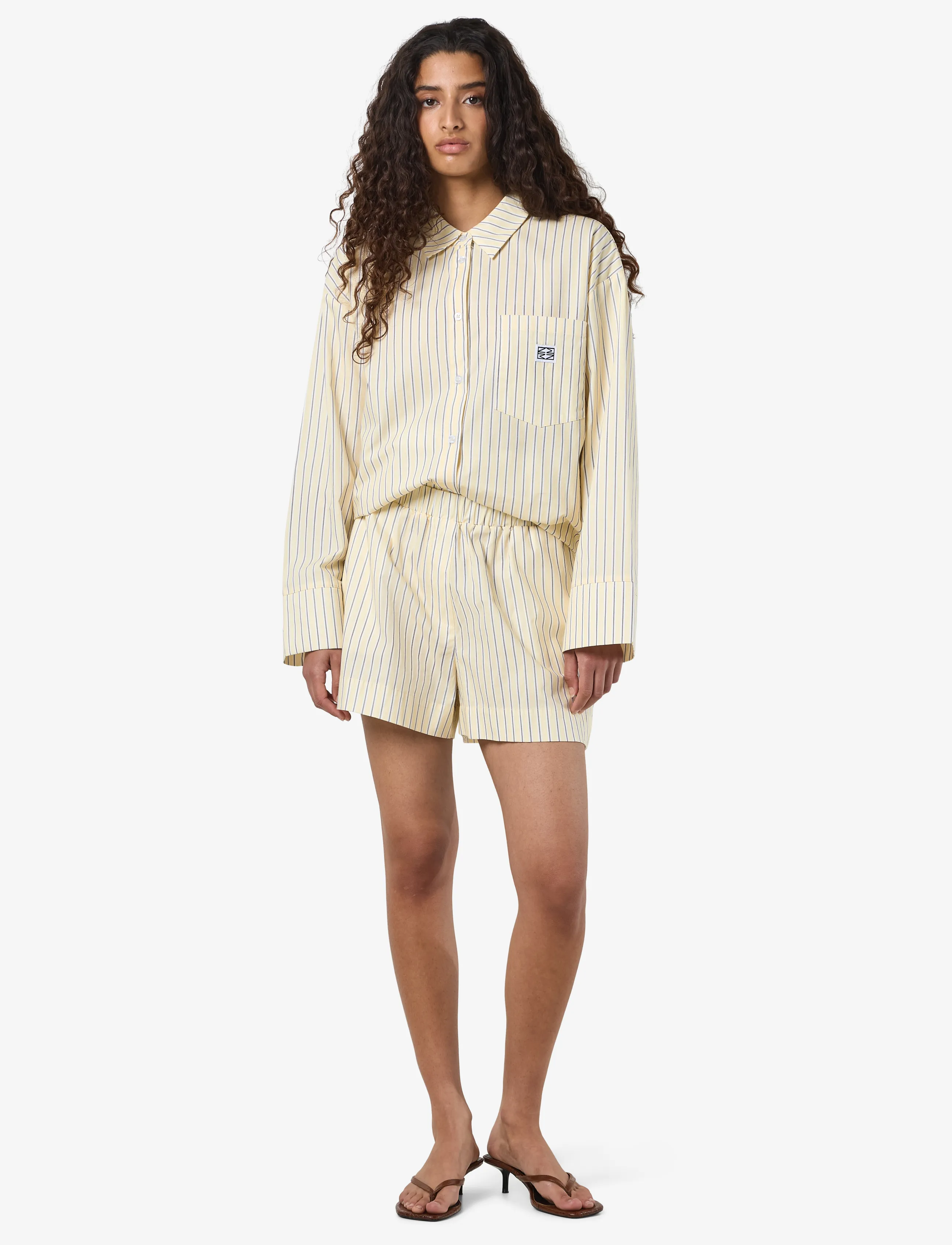 NOISY MAY - NMFRIDA SHORTS WVN BOX - pastel yellow - 2