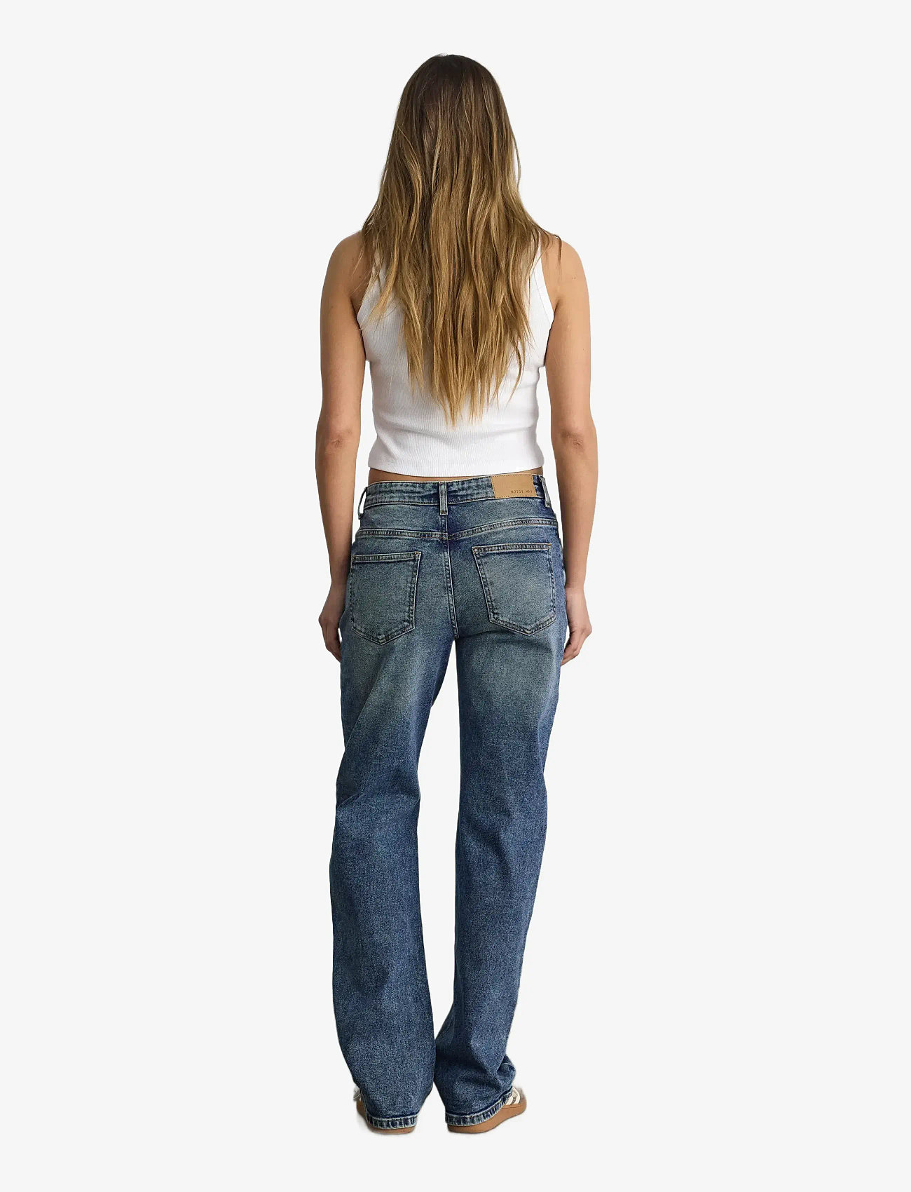 NOISY MAY - NMMONICA HW STRAIGHT JEAN AZ221DB NOOS - straight jeans - dark blue denim - 4