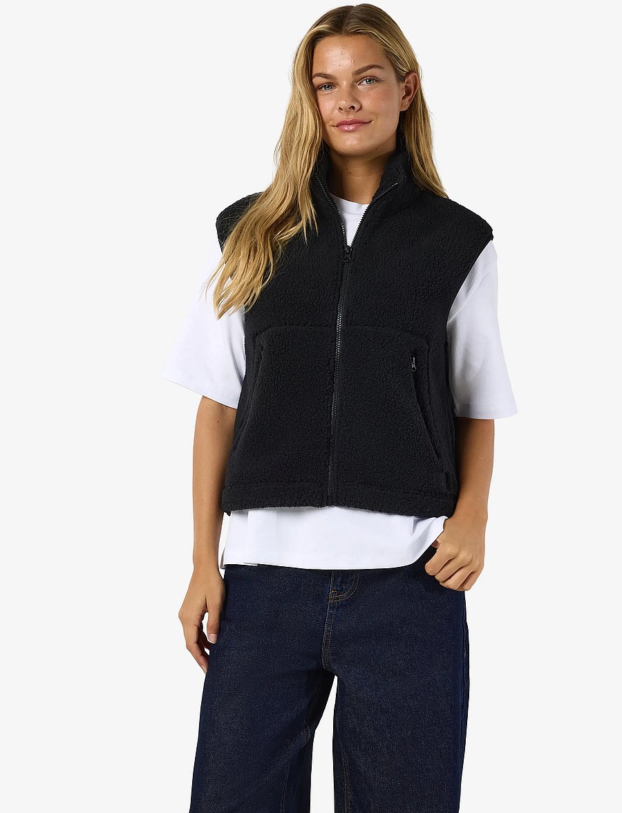 NOISY MAY - NMMASEY SHORT TEDDY VEST NOOS - fleece- und teddy-westen - black - 0