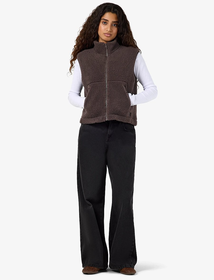 NOISY MAY - NMMASEY SHORT TEDDY VEST NOOS - teddy-vestid - chocolate brown - 3