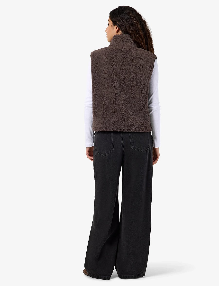 NOISY MAY - NMMASEY SHORT TEDDY VEST NOOS - teddy-vestid - chocolate brown - 4