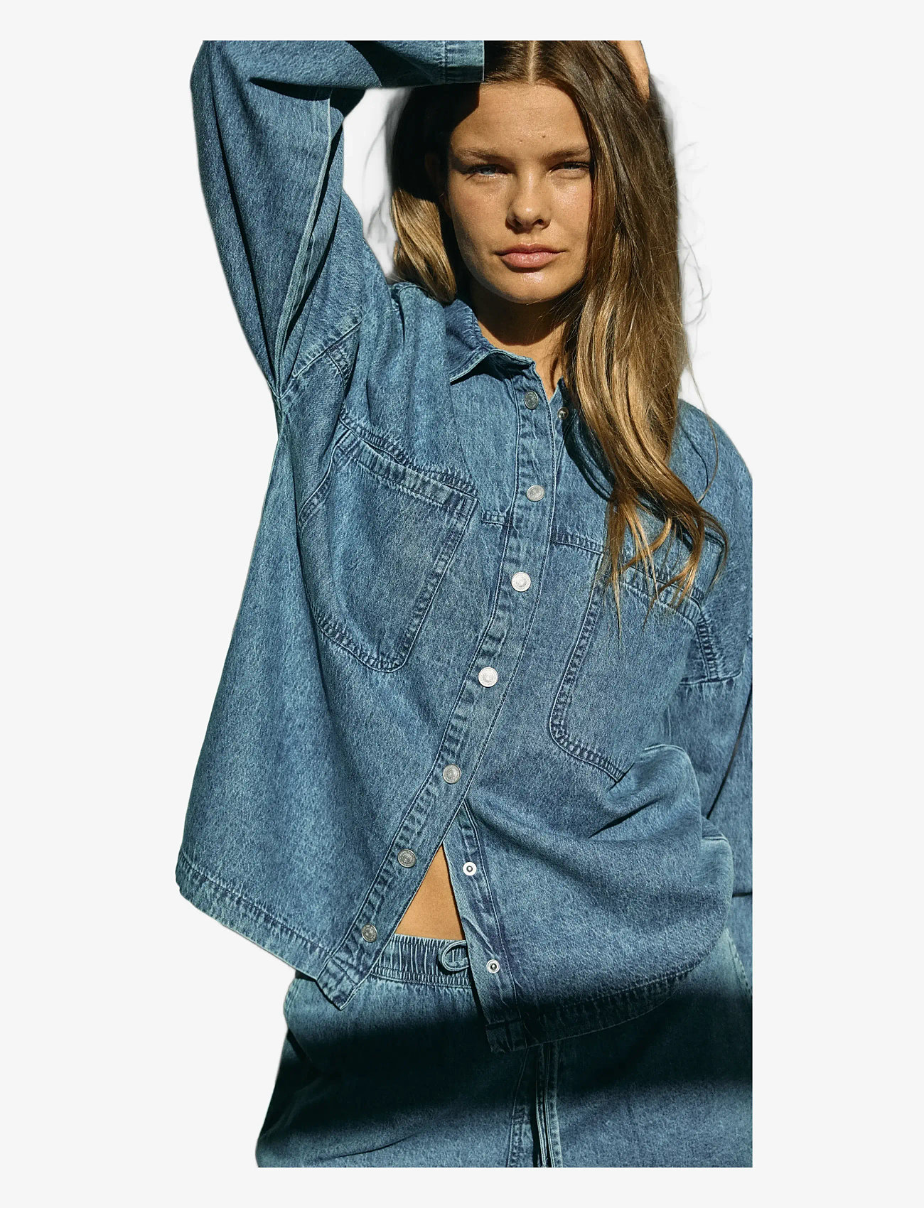 NOISY MAY - NMENZA L/S OVERSIZE SHIRT MG004MB NOOS - denimskjorter - medium blue denim - 4