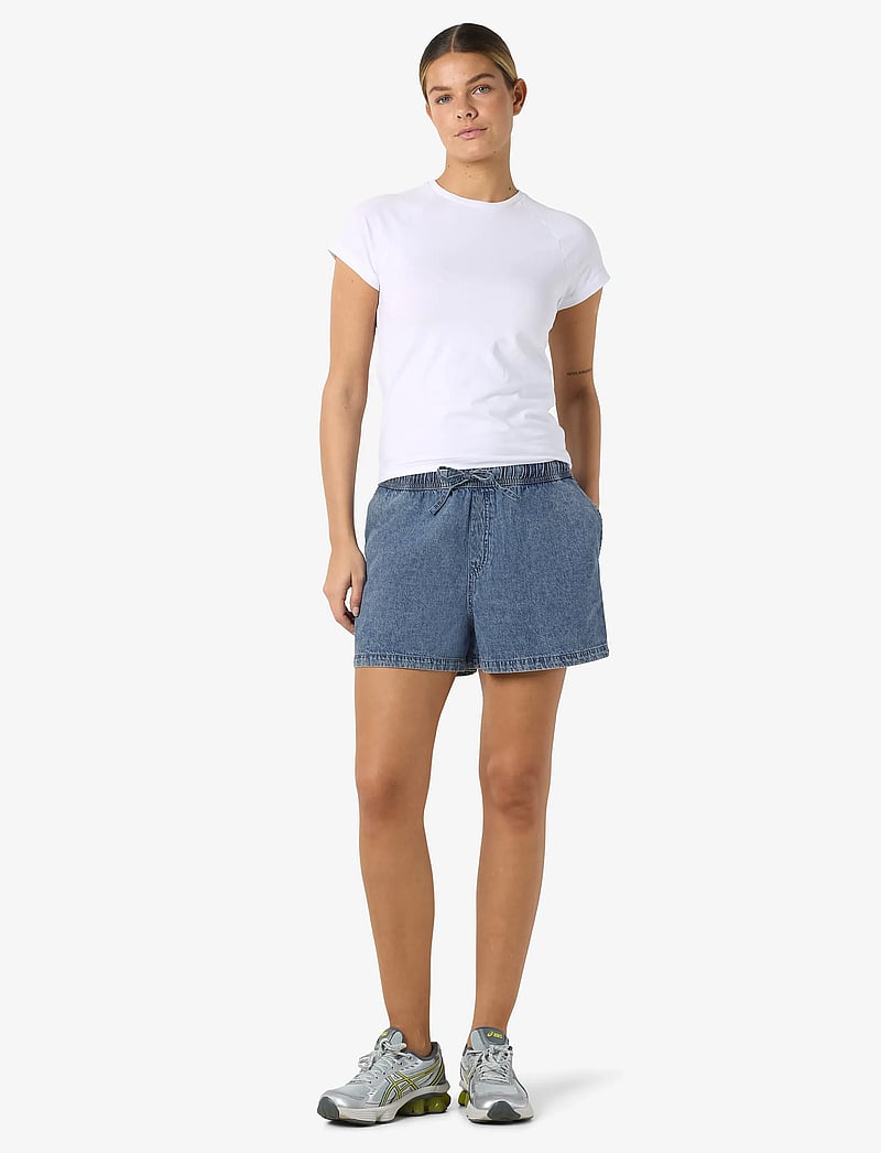 NOISY MAY - NMENZA MW REG ELAS SHORTS MG004MB NOOS - jorts - medium blue denim - 3