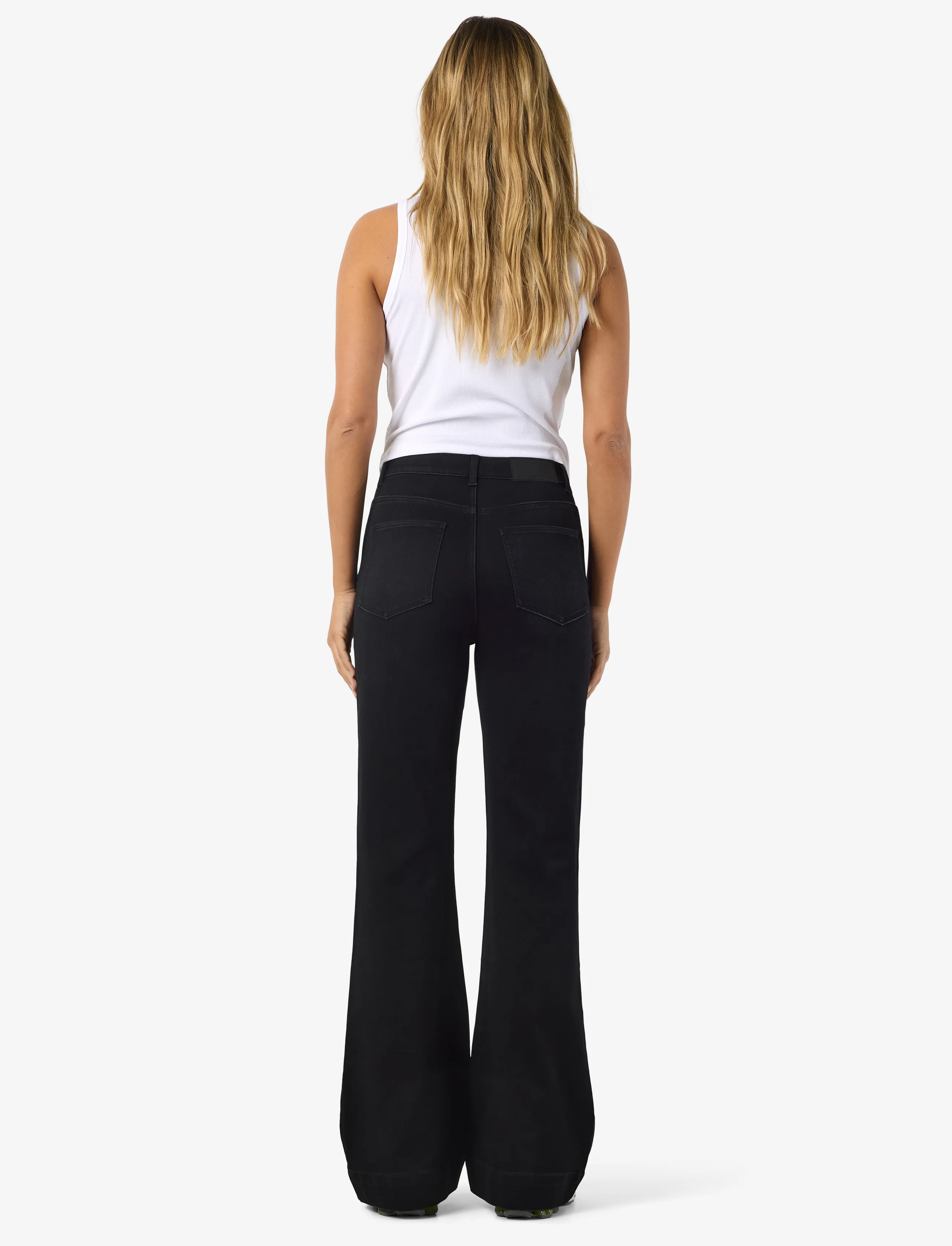 NOISY MAY - NMROOXY HW SLIM FLARED JNS VI581BL NOOS - wide leg jeans - black denim - 4