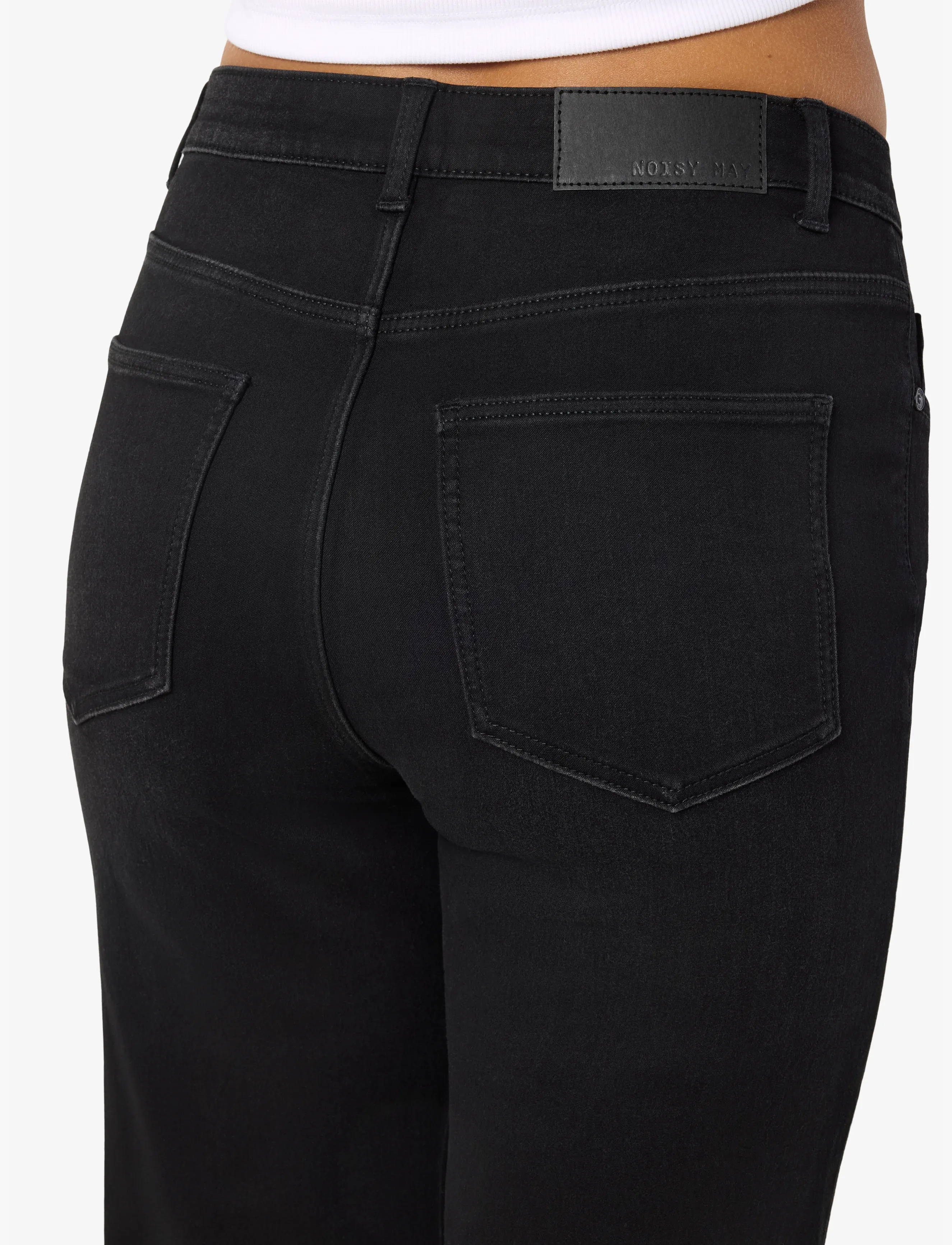 NOISY MAY - NMROOXY HW SLIM FLARED JNS VI581BL NOOS - wide leg jeans - black denim - 5