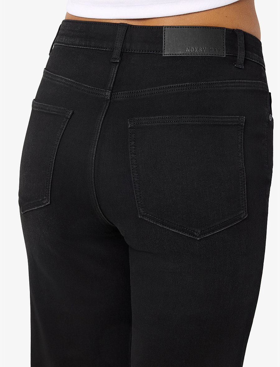 NOISY MAY - NMROOXY HW SLIM FLARED JNS VI581BL NOOS - hosen mit weitem bein - black denim - 5
