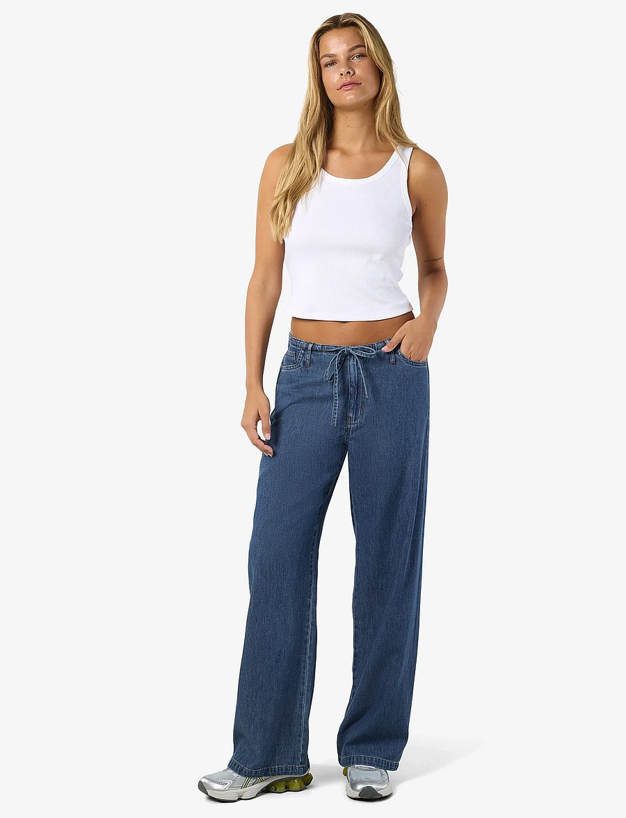 NOISY MAY - NMRINE NW WIDE PANTS MG009MB NOOS - hosen mit weitem bein - medium blue denim - 4