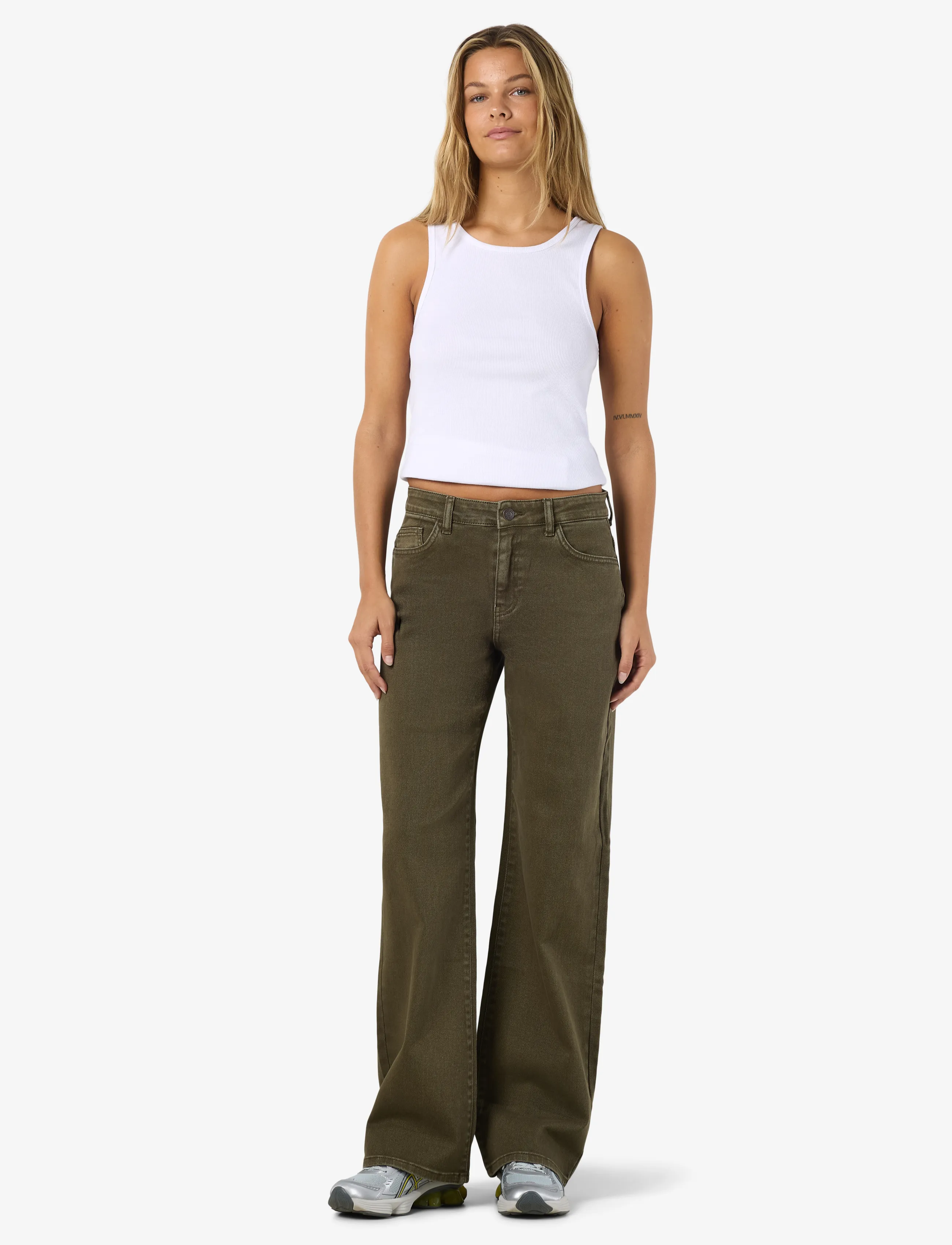NOISY MAY - NMYOLANDA MW STRAIGHT JEANS COLORED NOOS - igapäevane stiil - kalamata - 3