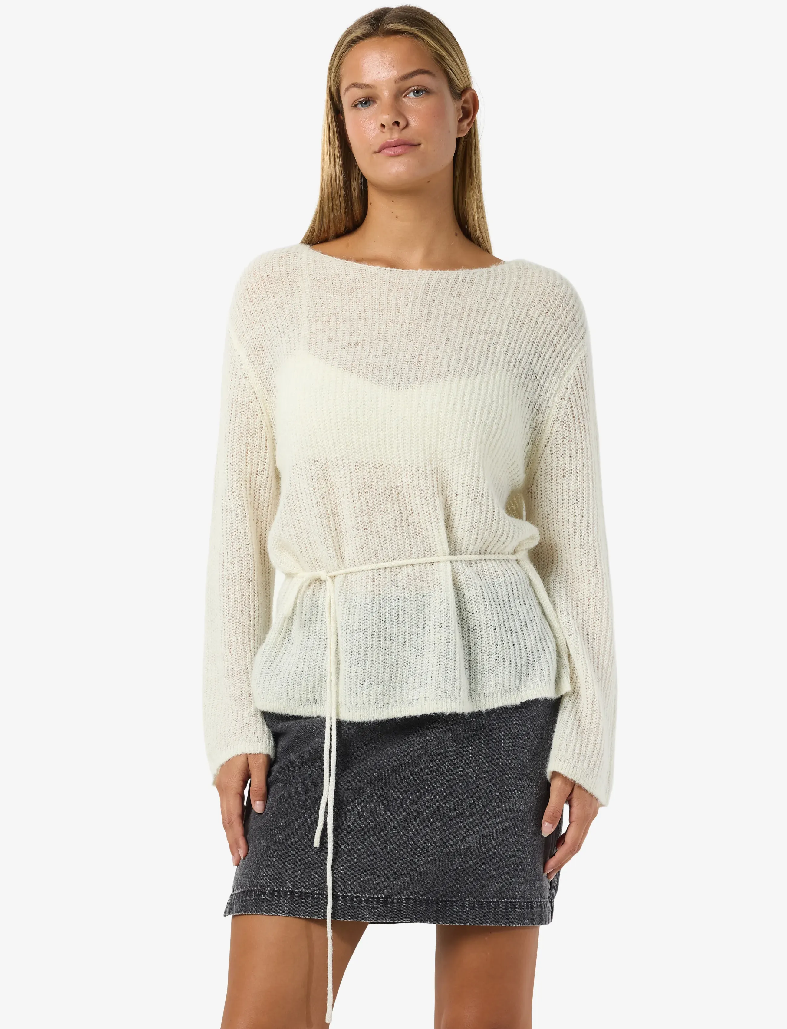 NOISY MAY Nmesme L/S O-Neck Tie Knit Fwd, Kvinder, O-Hals Strikket Top Med Bindedetalje, Cream, Str: S