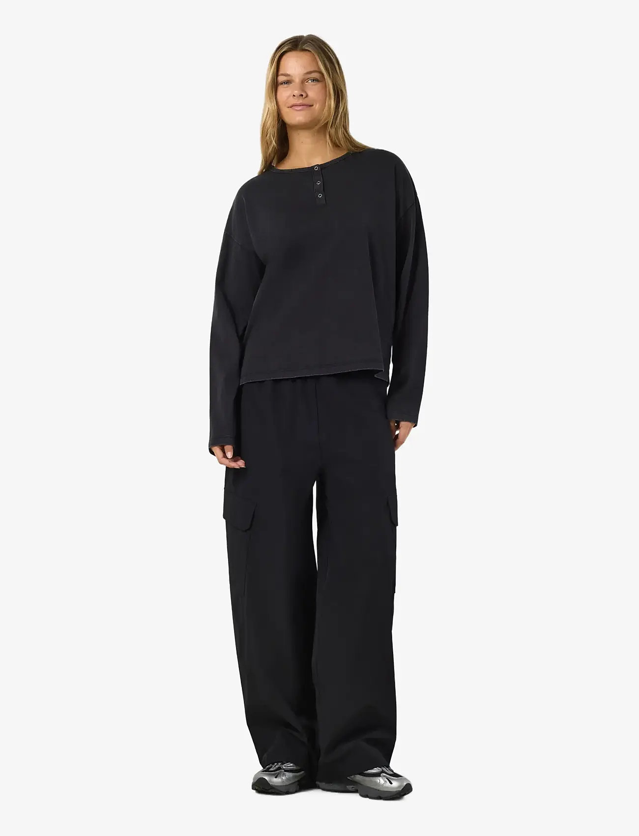 NOISY MAY - NMKIRBY MW BARREL PANTS - women - black - 1