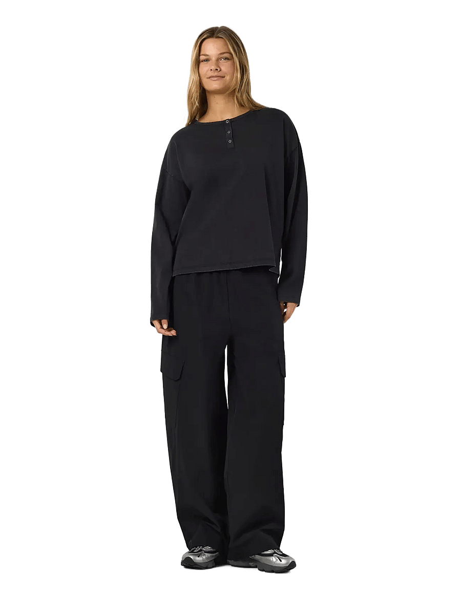 NOISY MAY - NMKIRBY MW BARREL PANTS - hosen mit geradem bein - black - 2