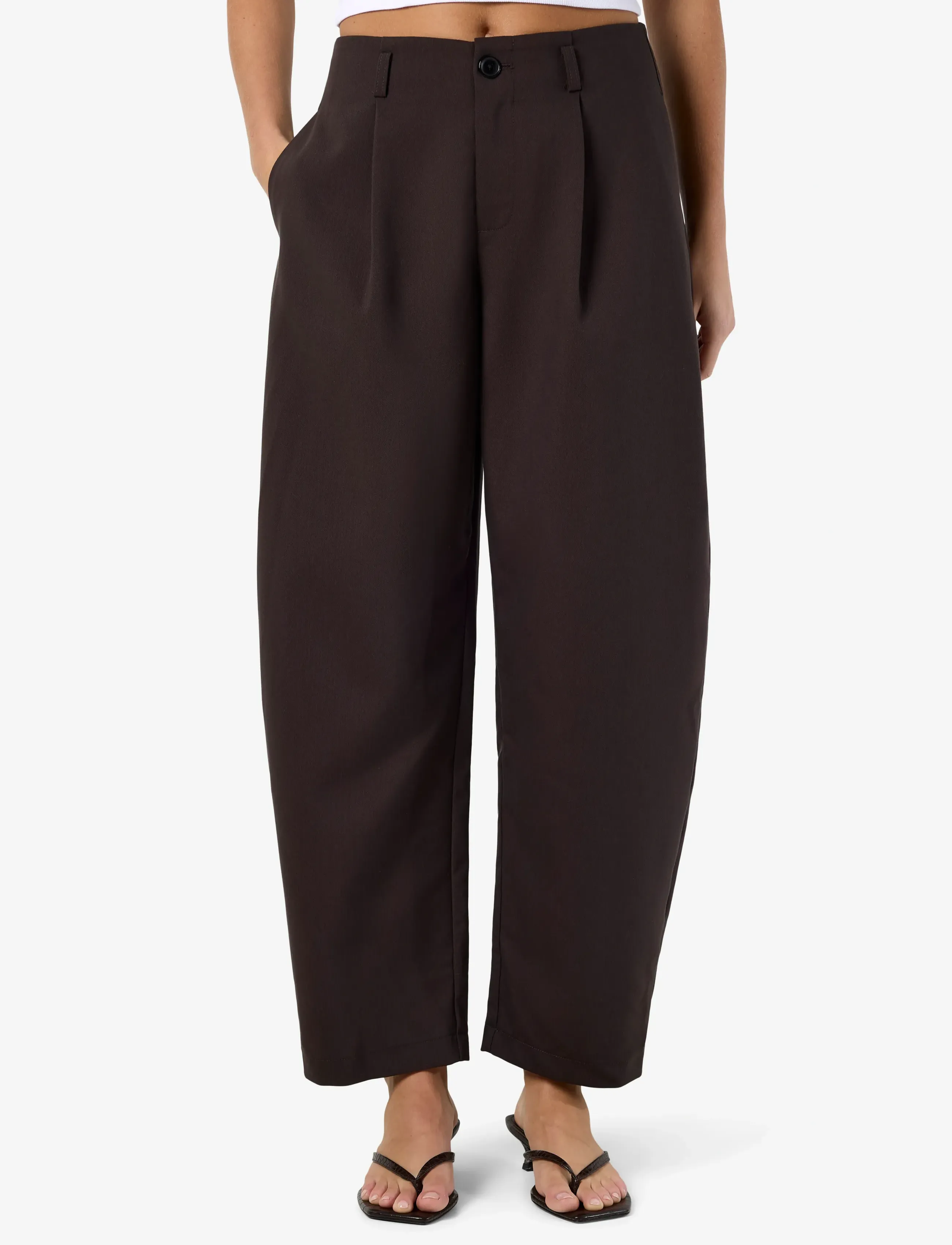 NOISY MAY NMELI MW TAILORED BARREL PANTS - Transitional Layering - CHOCOLATE BROWN / black