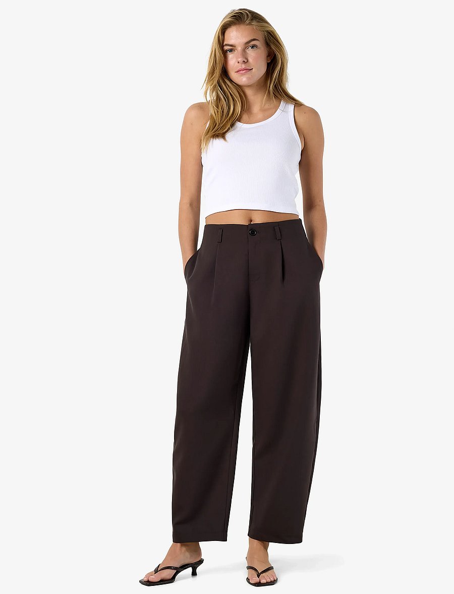 NOISY MAY - NMELI MW TAILORED BARREL PANTS - hosen mit geradem bein - chocolate brown - 3