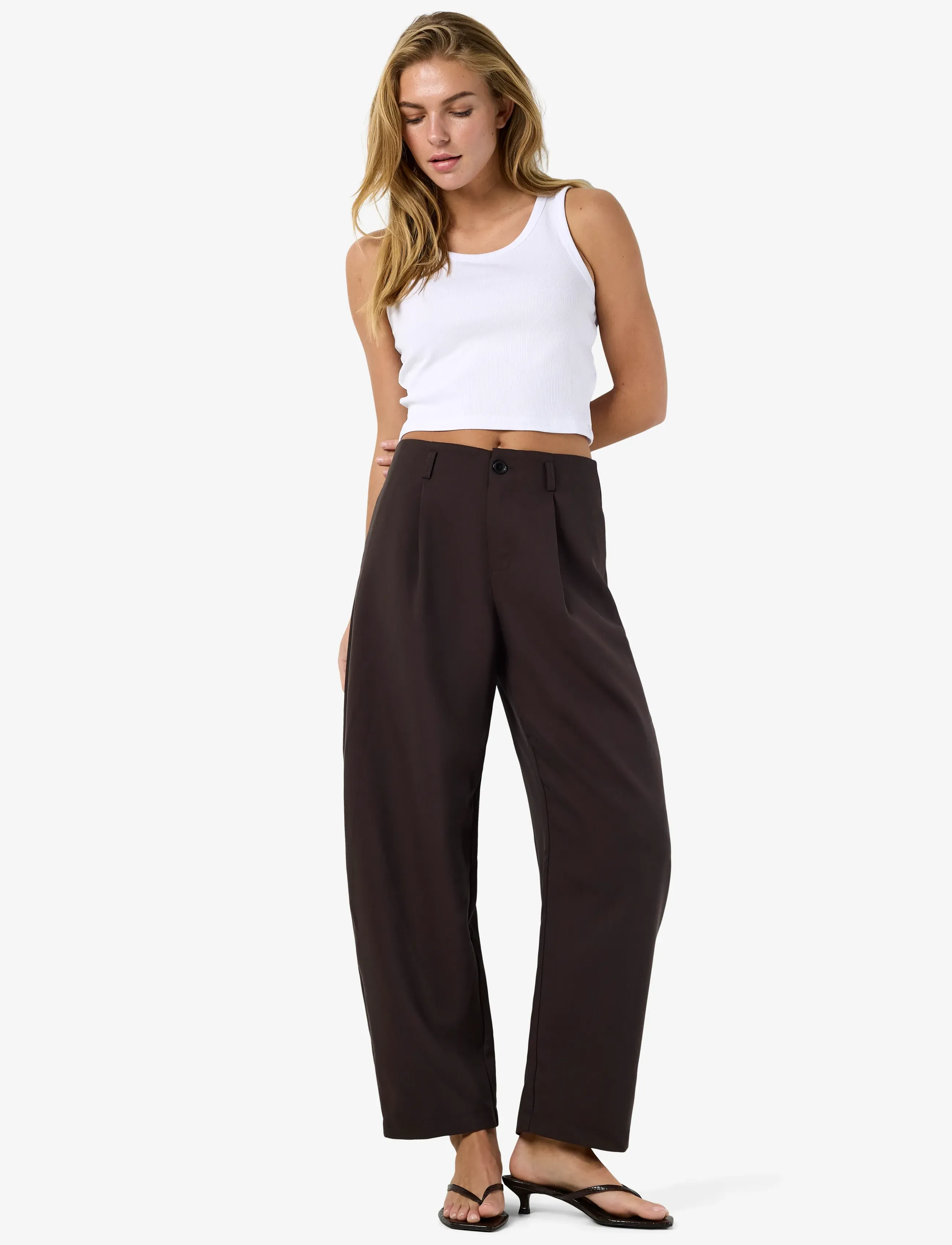 NOISY MAY Nmeli Mw Tailored Barrel Pants byxor dam – bild 6