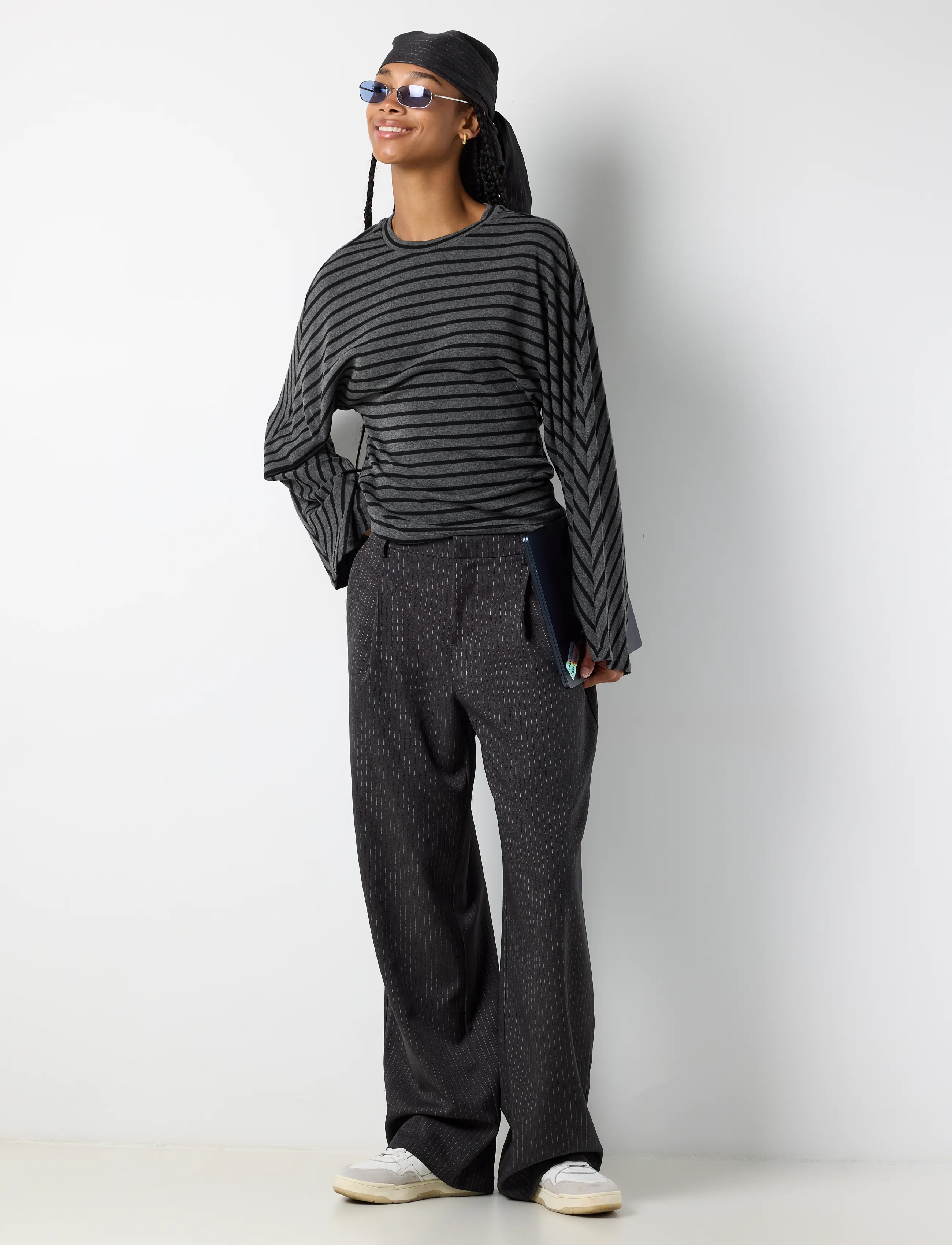 NOISY MAY - NMPINE MW PINSTRIPE SCARF PANT TNT/20 - hosen mit weitem bein - charcoal gray - 5