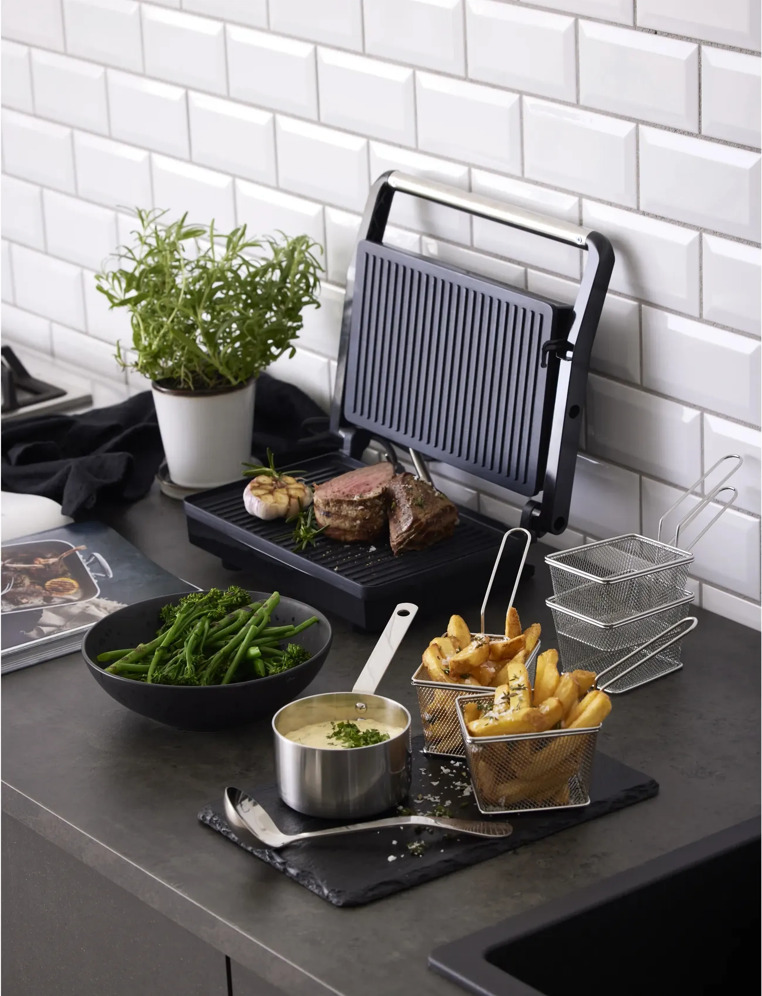 Nordic Sense - Paninigrill 1000 watt Sort - bordgrill - black - 3
