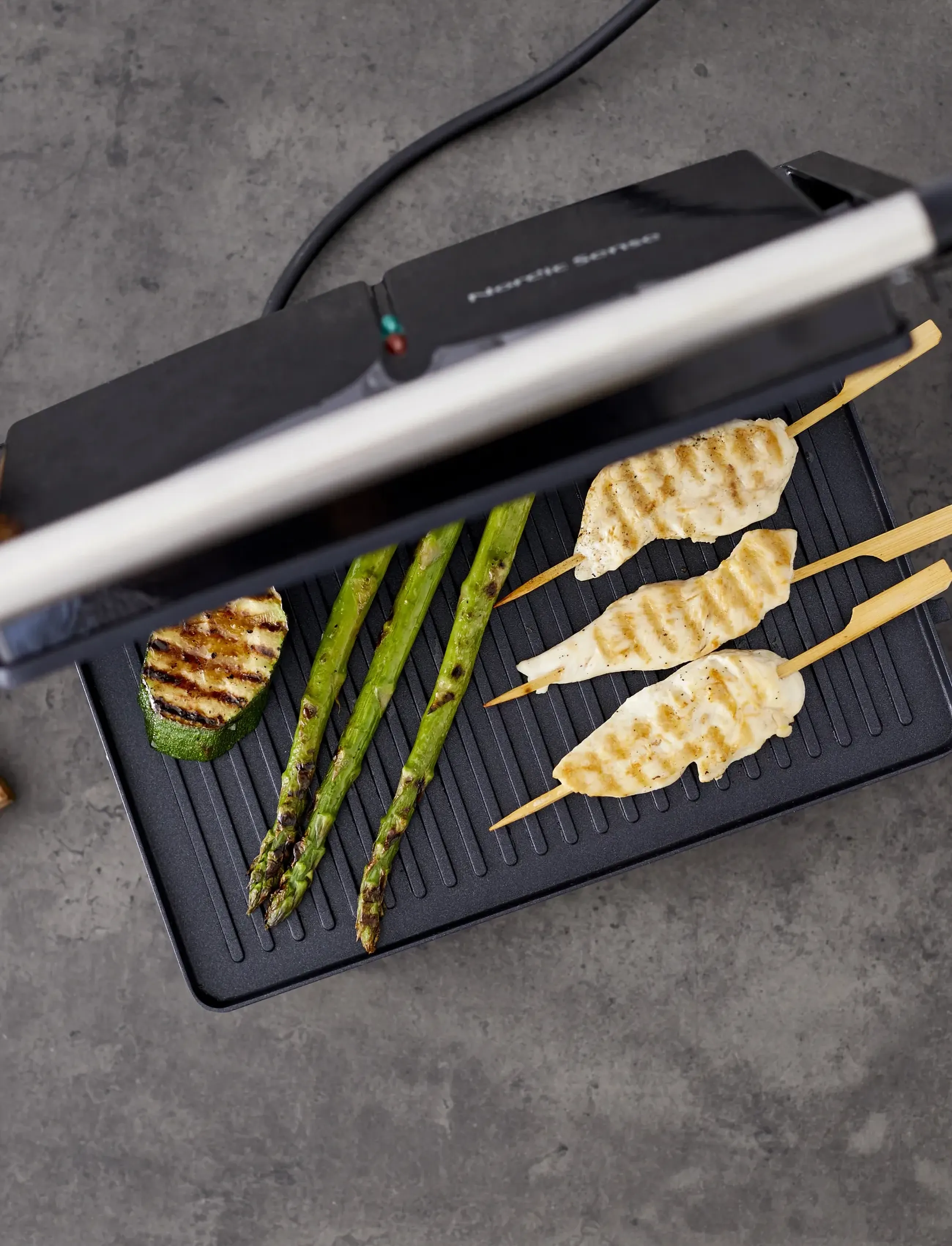 Nordic Sense - Paninigrill 1000 watt Sort - bordgrill - black - 4