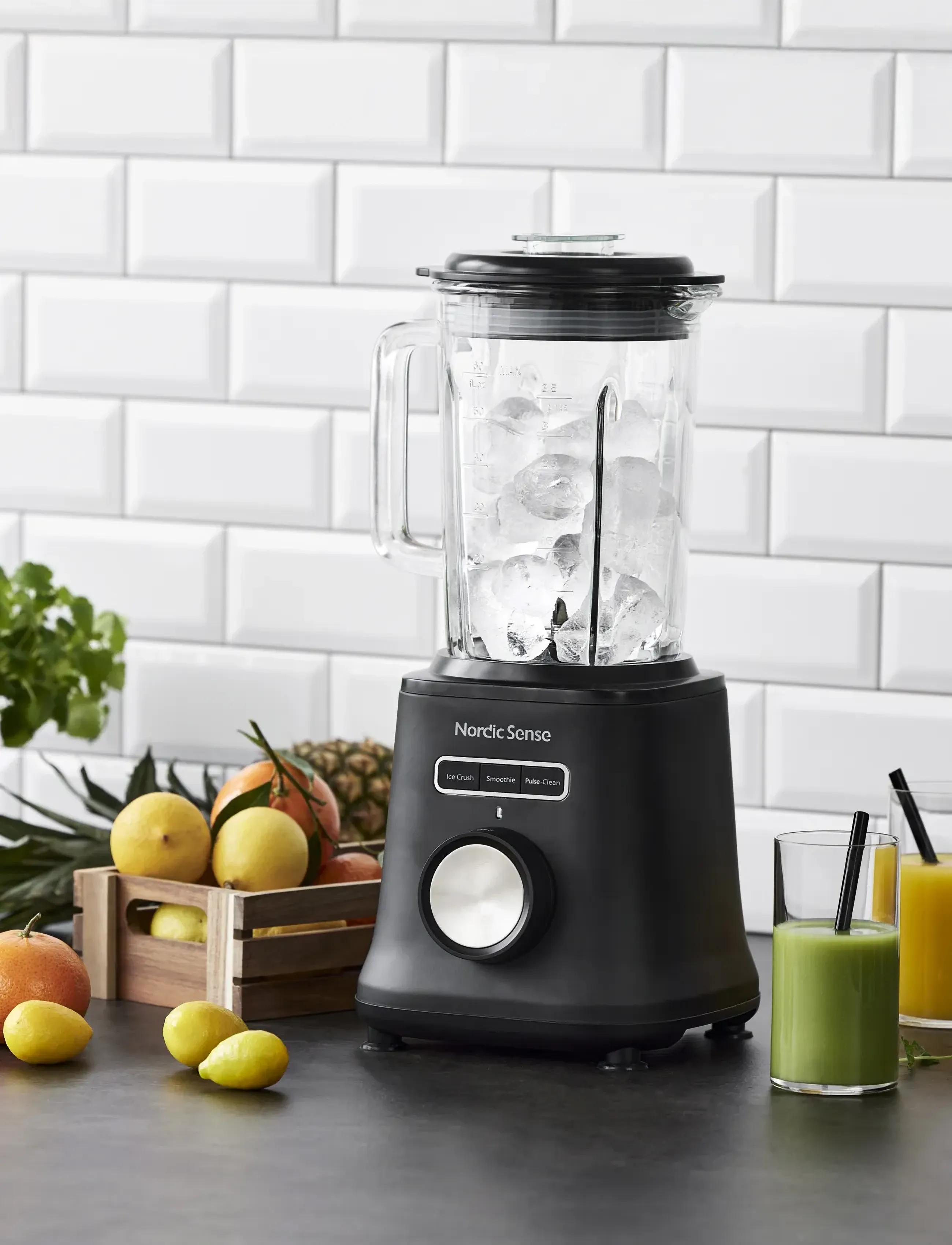 Nordic Sense Blender 1800 Watt 1,8 Liter Sort, 1.8 LITER x 21.5, Kitchen Appliances, Schwarz - Mixers & Blenders, Homeware