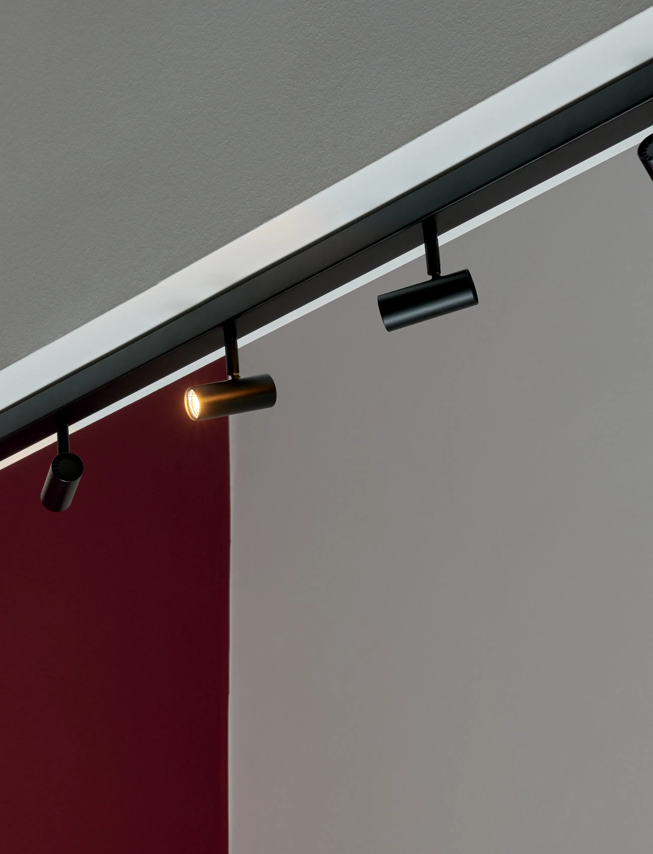 Nordlux Omari/5-Skinne, L118 cm, Black, Loftslamper > Spotlights, Unisex
