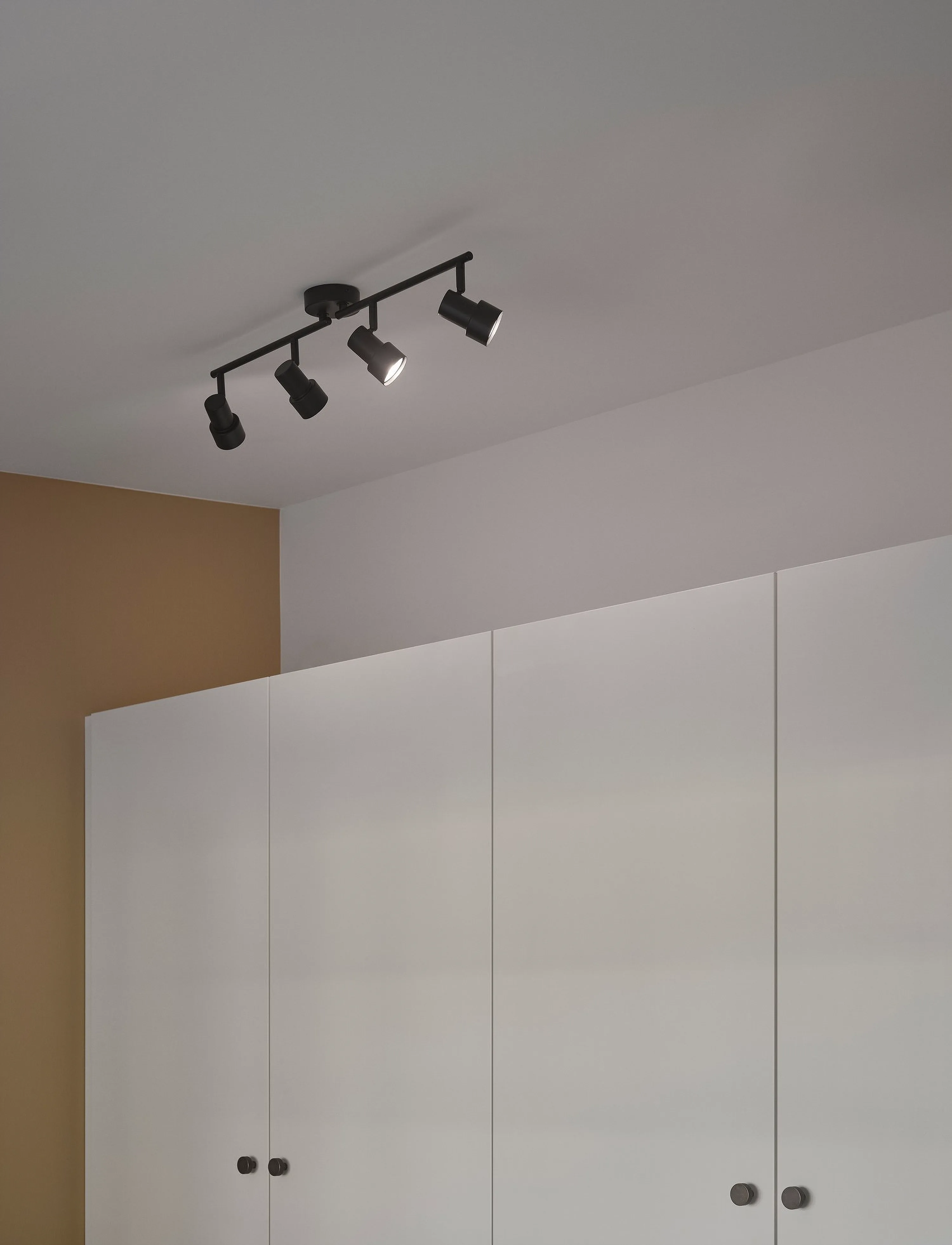 Nordlux Boston 4-Rail | Loftlampe, L71 cm, Ceiling Lamps, Schwarz - Spotlights, Homeware