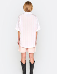 NORR - Coby SS shirt - overhemden met korte mouwen - light pink stripe - 3