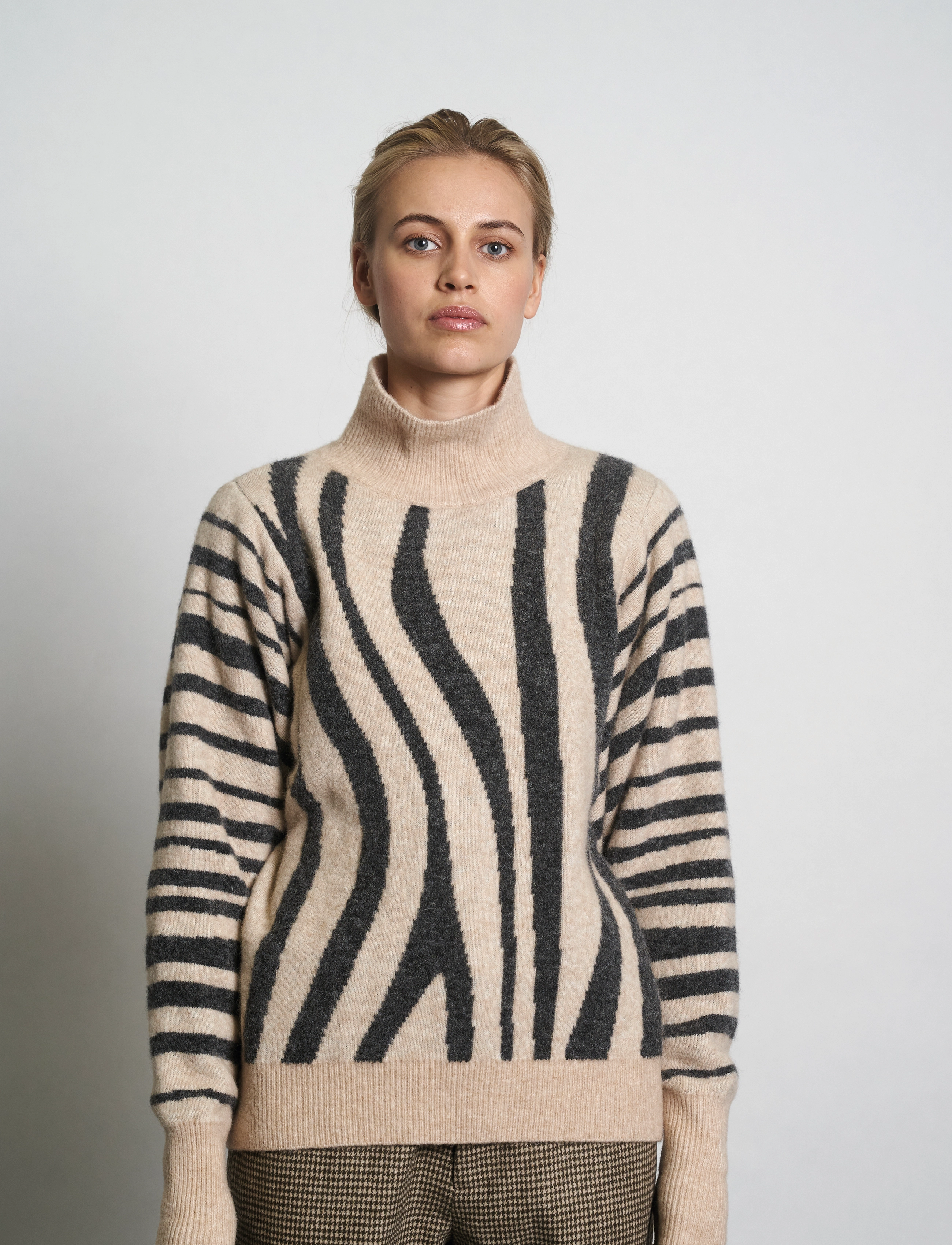 NORR - Falon knit top - beige stripe - 2